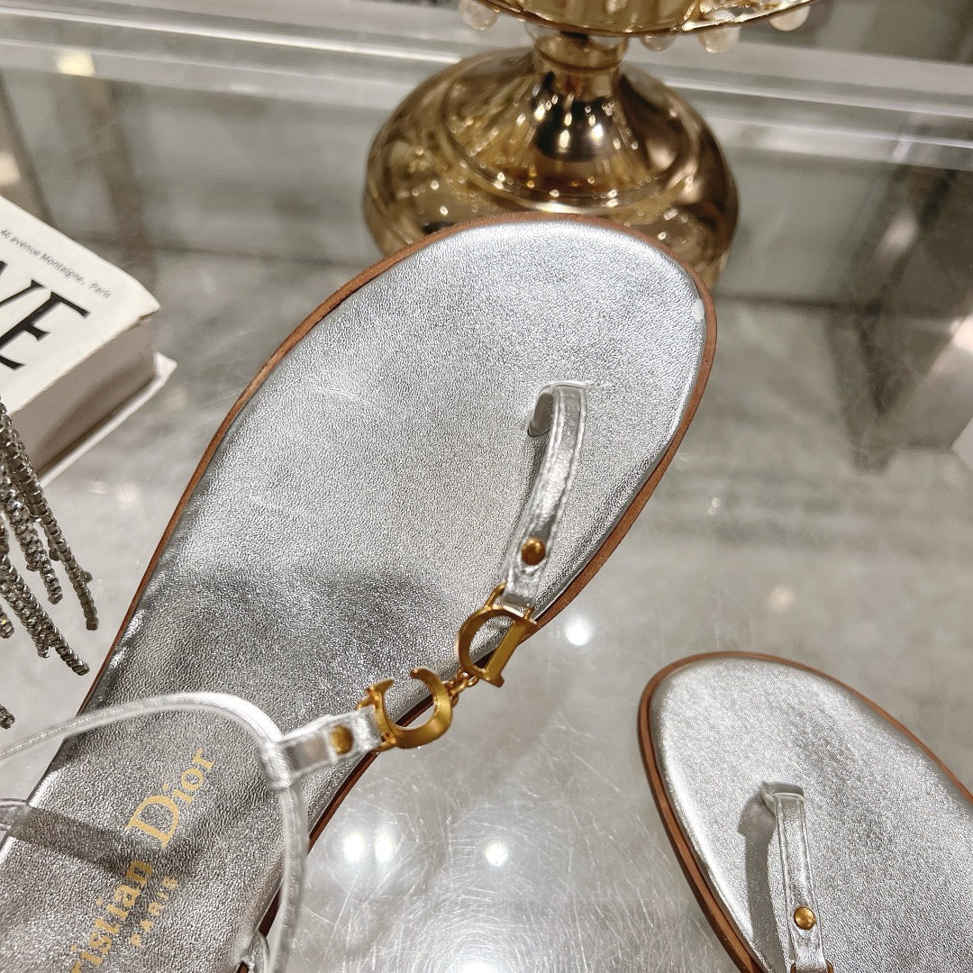 DIORIVIERA C'EST THONG SANDAL SILVER AQUAMARINA CALFSKIN - 35