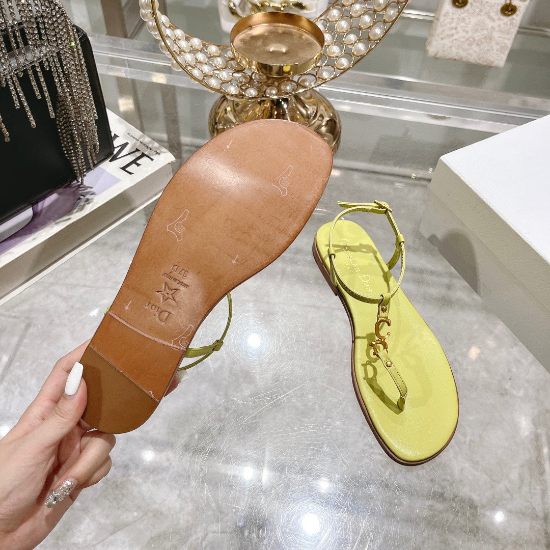 DIORIVIERA C'EST THONG SANDAL LEMON YELLOW AQUAMARINA CALFSKIN - 35