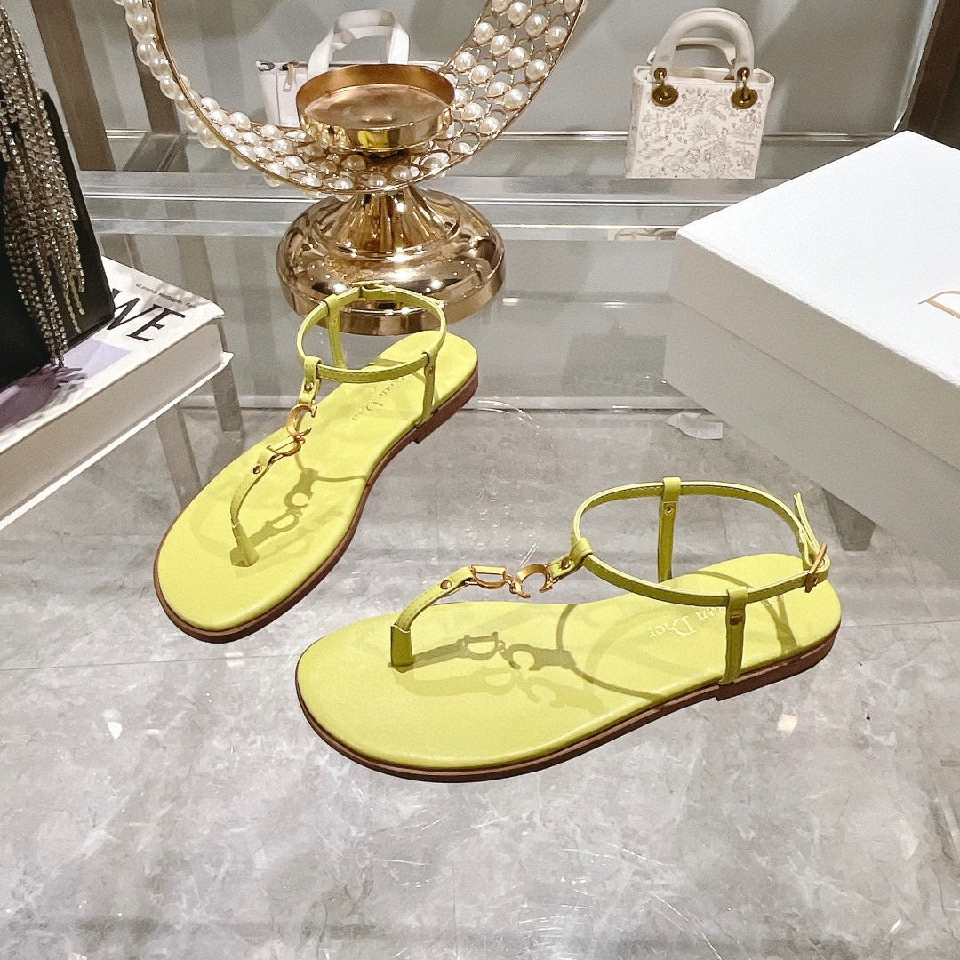 DIORIVIERA C'EST THONG SANDAL LEMON YELLOW AQUAMARINA CALFSKIN - 35