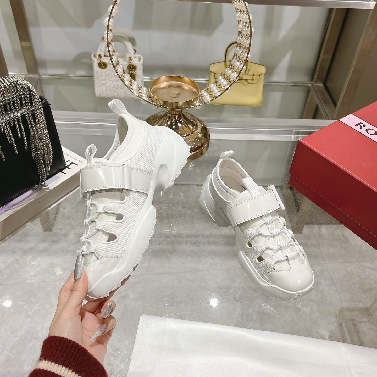 VIV' ON THE RUN TREKKY SNEAKERS IN WHITE SHINY CALFSKIN AND FABRIC - 35