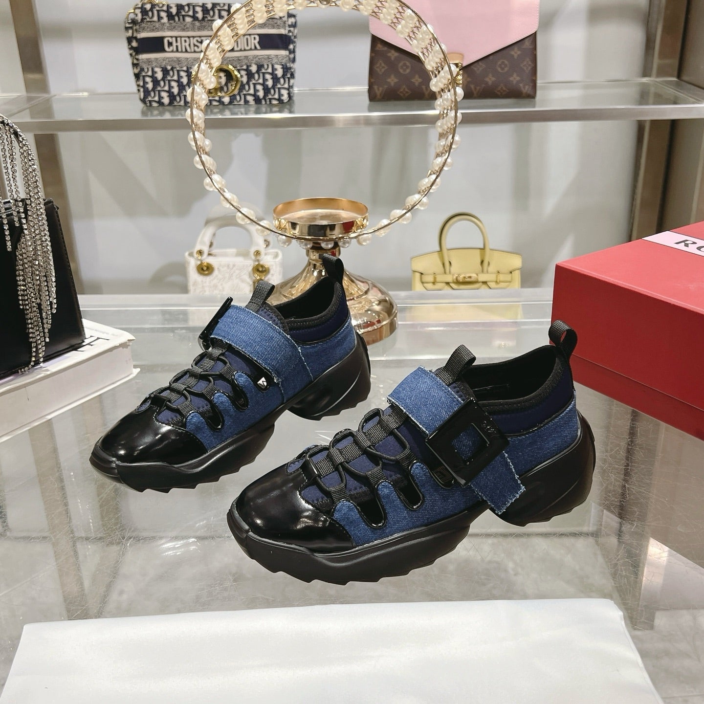VIV' ON THE RUN TREKKY SNEAKERS IN BLACK CALFSKIN AND BLUE DENIM - 35
