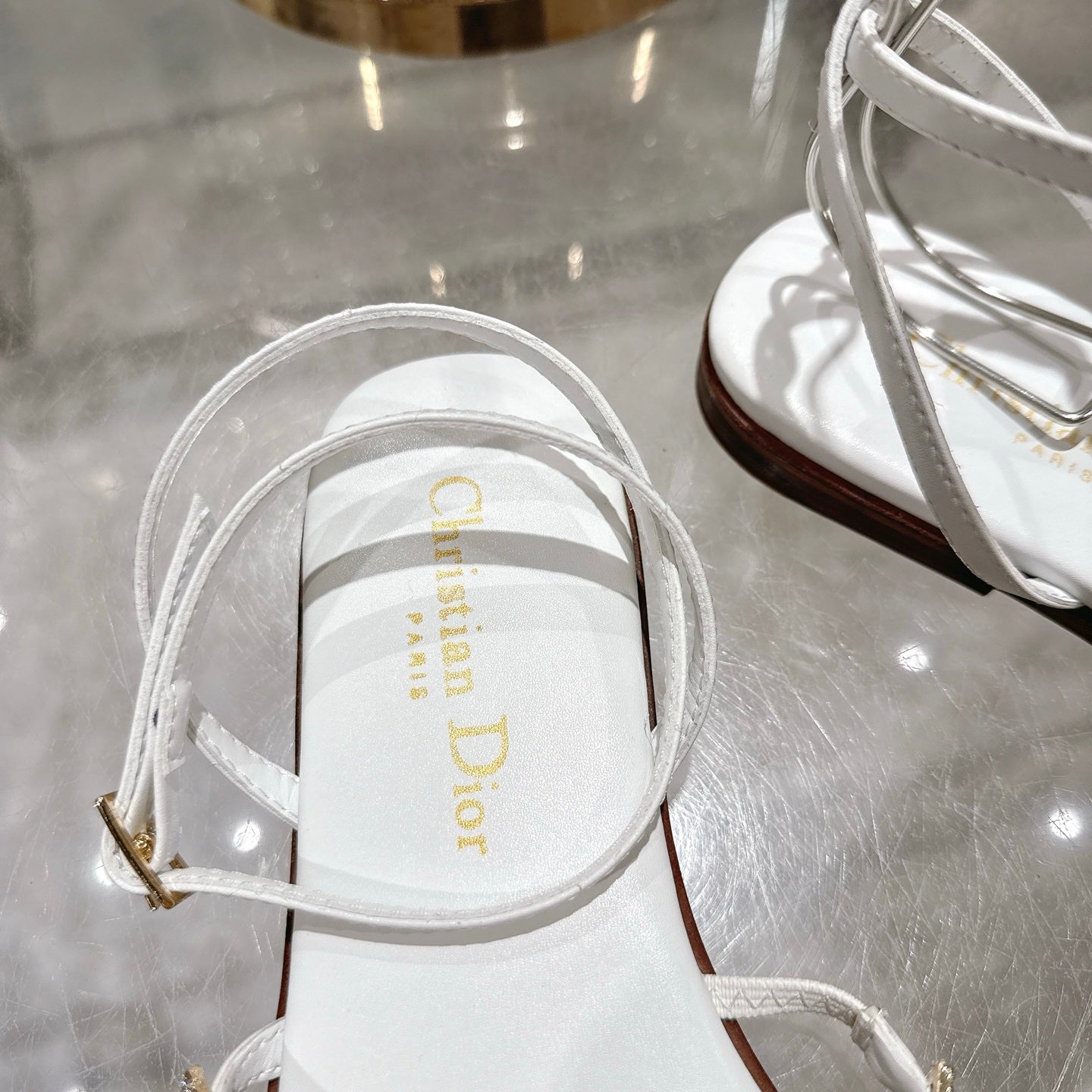 FLAT SANDALS 25S IN WHITE CALFSKIN RHINESTONES STRAP - 35