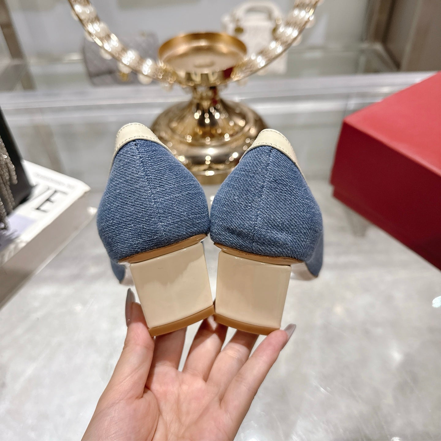 ROGER VIVIER 25S TROMPETTE BALLERINAS 45MM IN BLUE DENIM - 35