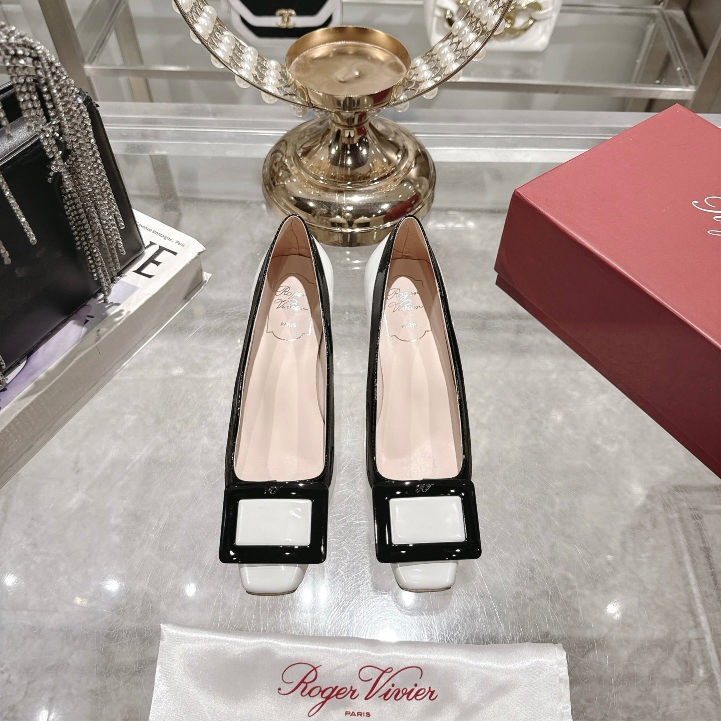 ROGER VIVIER 25S TROMPETTE BALLERINAS 45MM IN WHITE CALFSKIN - 35