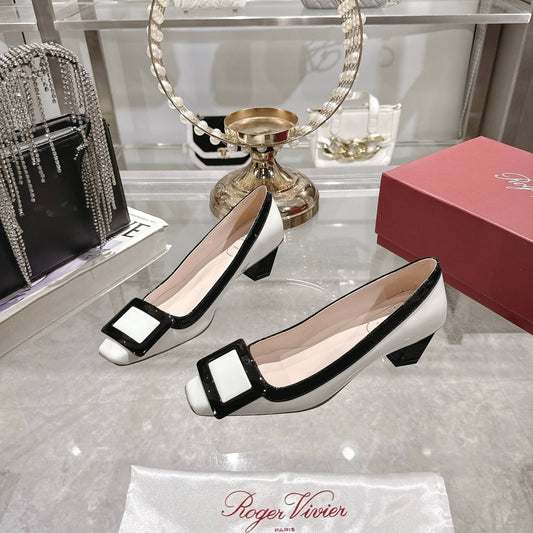 ROGER VIVIER 25S TROMPETTE BALLERINAS 45MM IN WHITE CALFSKIN - 35
