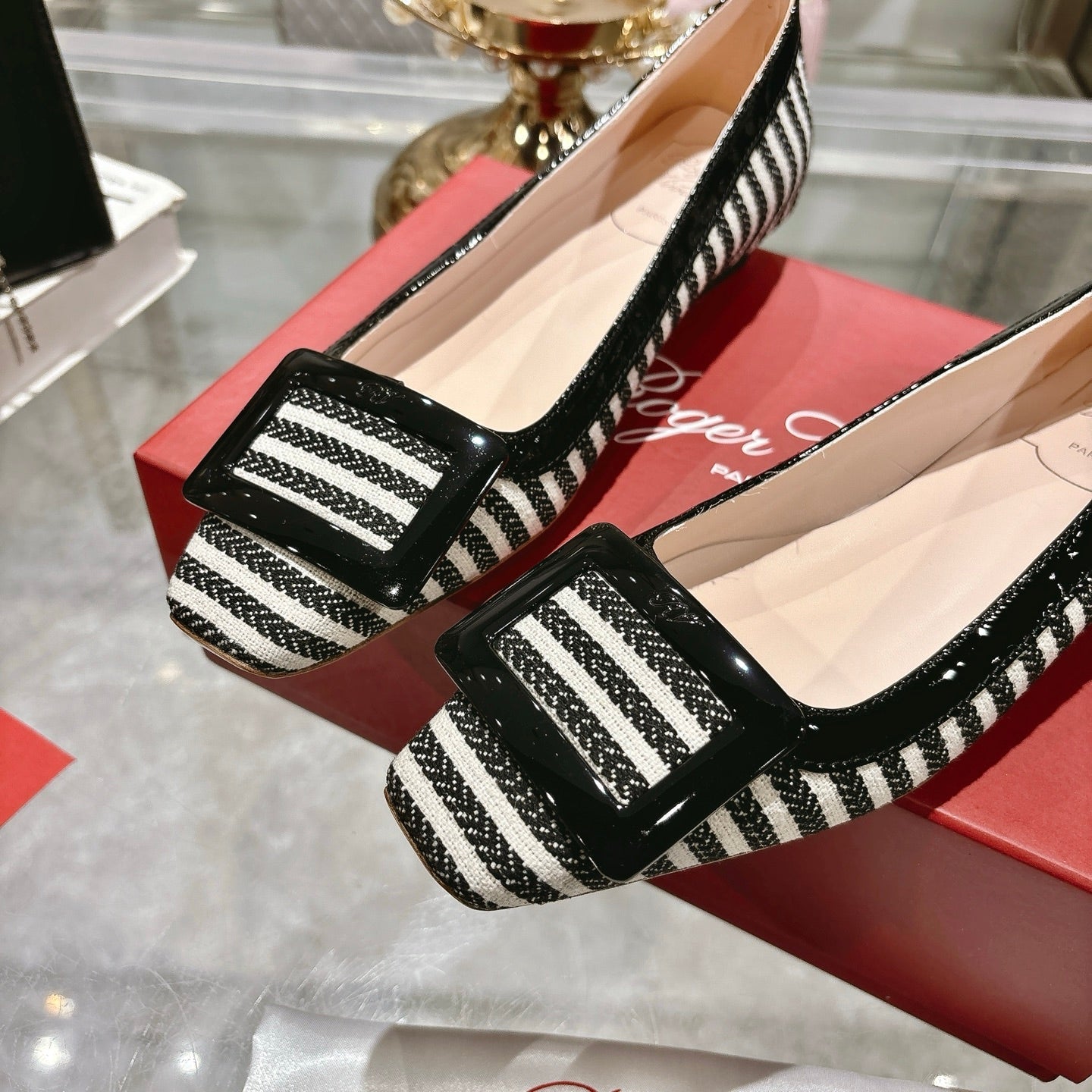 ROGER VIVIER 25S TROMPETTE BALLERINAS 25MM IN BLACK PLAID PATTERN CANVAS - 34