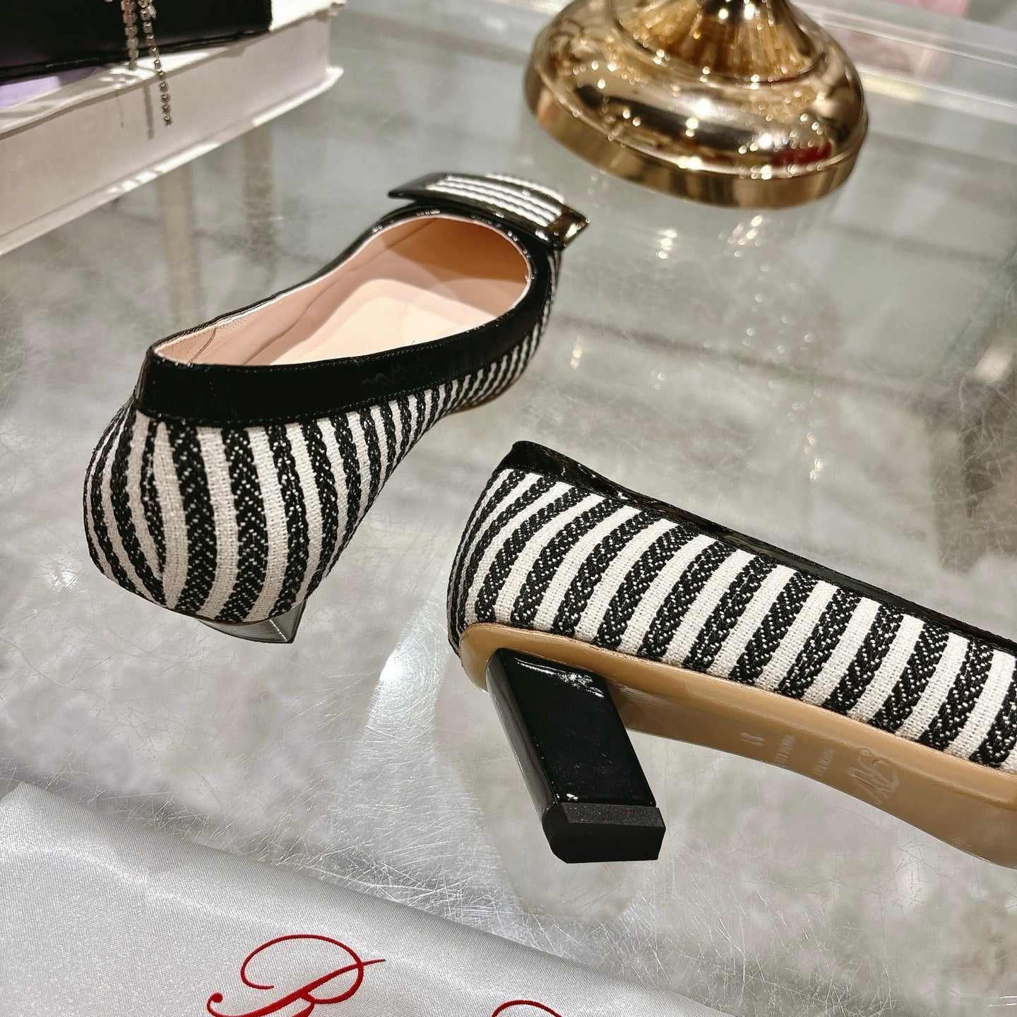 ROGER VIVIER 25S TROMPETTE BALLERINAS 45MM IN BLACK PLAID PATTERN CANVAS - 34