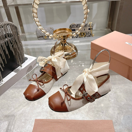 Балетки MIUMIU 26S СЛІНГБЕК З КОРИЧНЕВОЇ ТЕЛЯЧОЇ ШКІРИ ТА БЕЖЕВОЇ ПОЛОТНЯНОЇ СТРІЧКИ