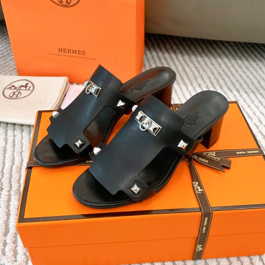 INVINCIBLE 50 SANDAL IN BLACK CALFSKIN - 35