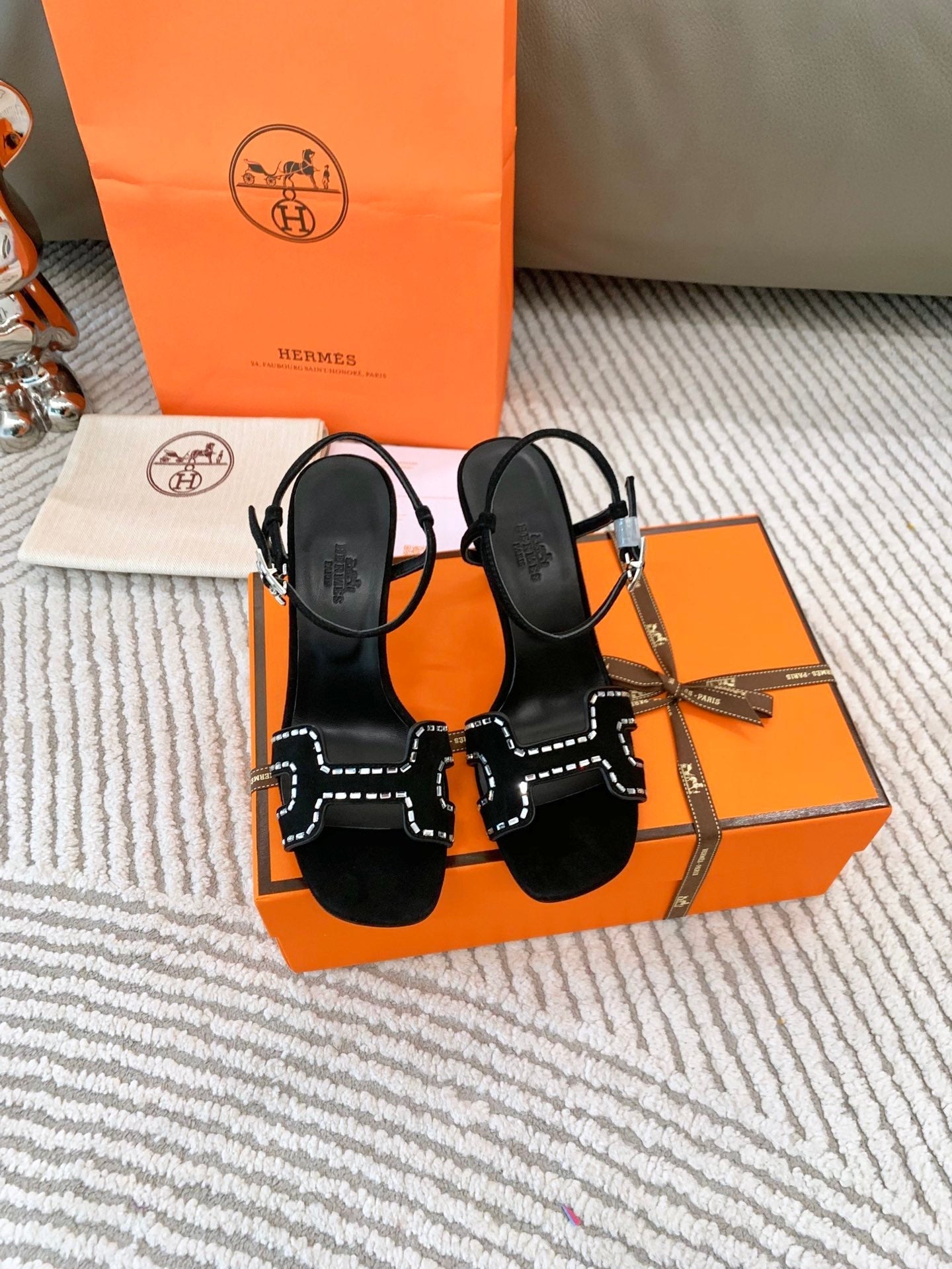 HIGH SANDAL 8.5 CM IN BLACK SUEDE - 34