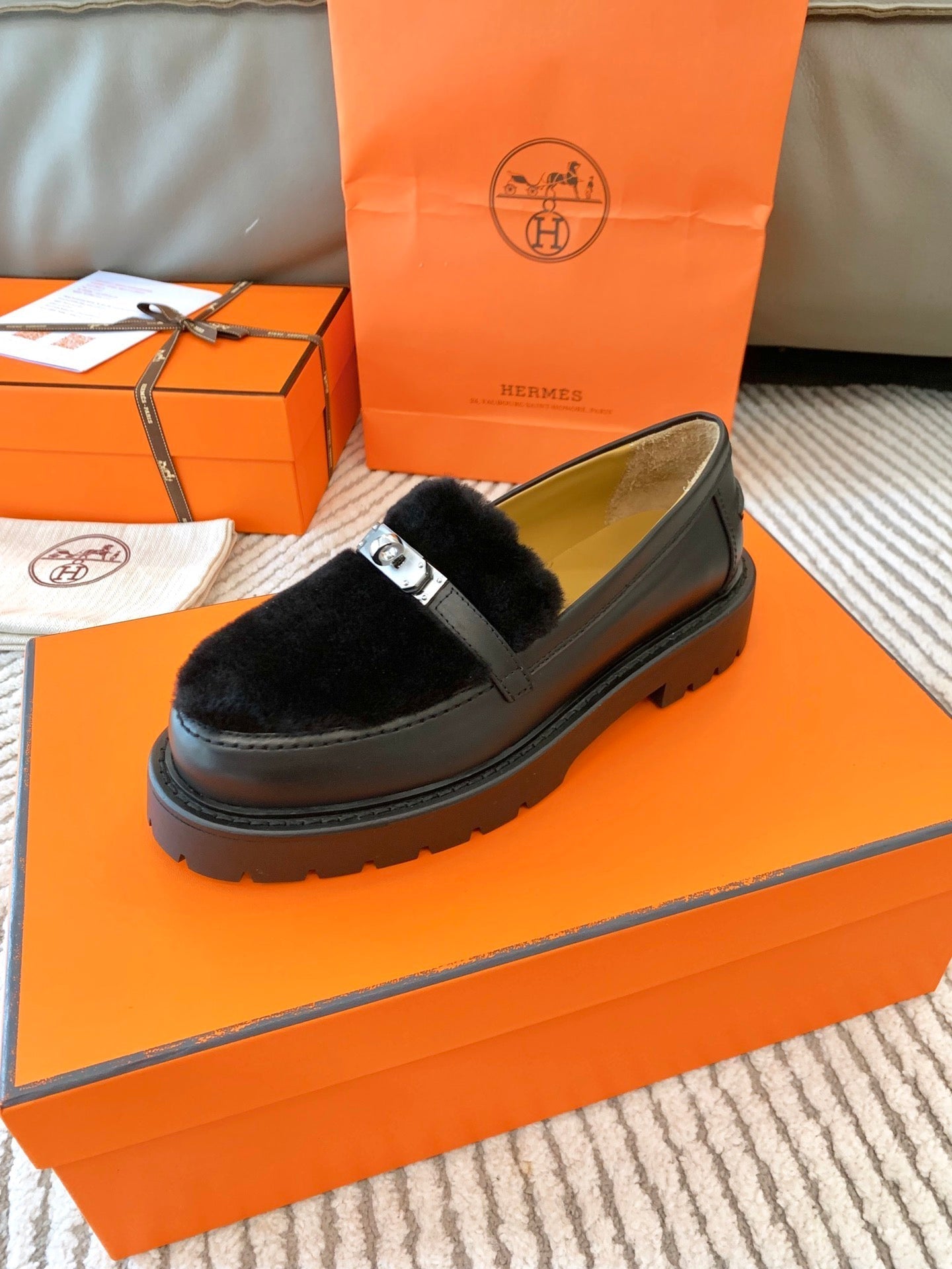 ICONE LOAFER IN BLACK CALFSKIN WITH BLACK SHEARLING - 34