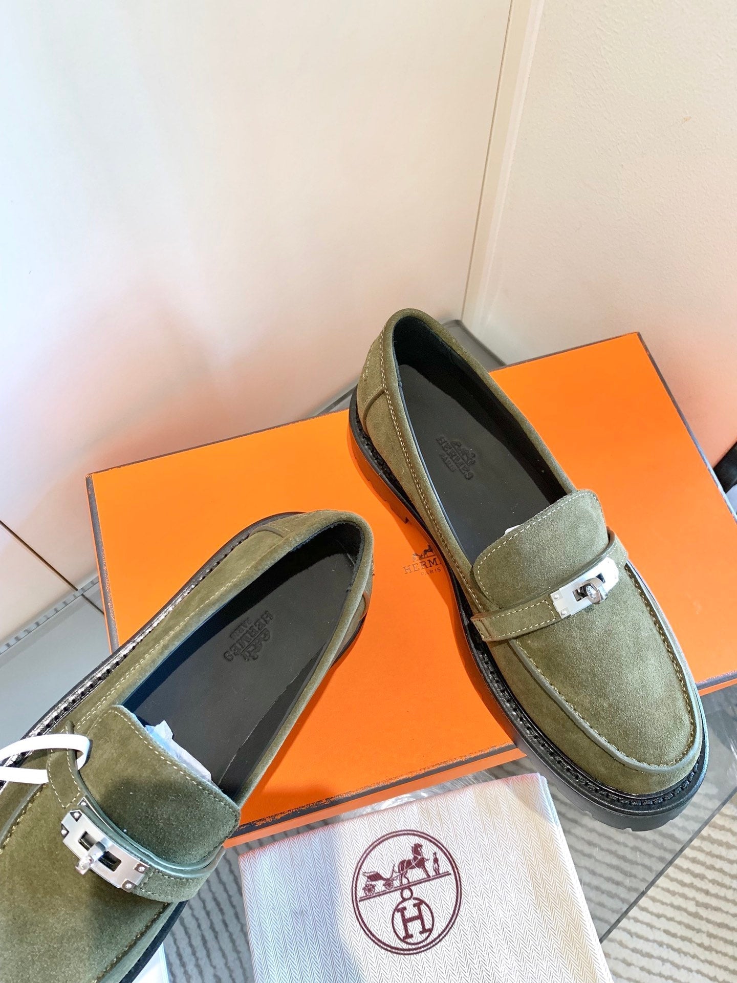 ICONE LOAFER IN ARMY GREEN SUEDE - 34