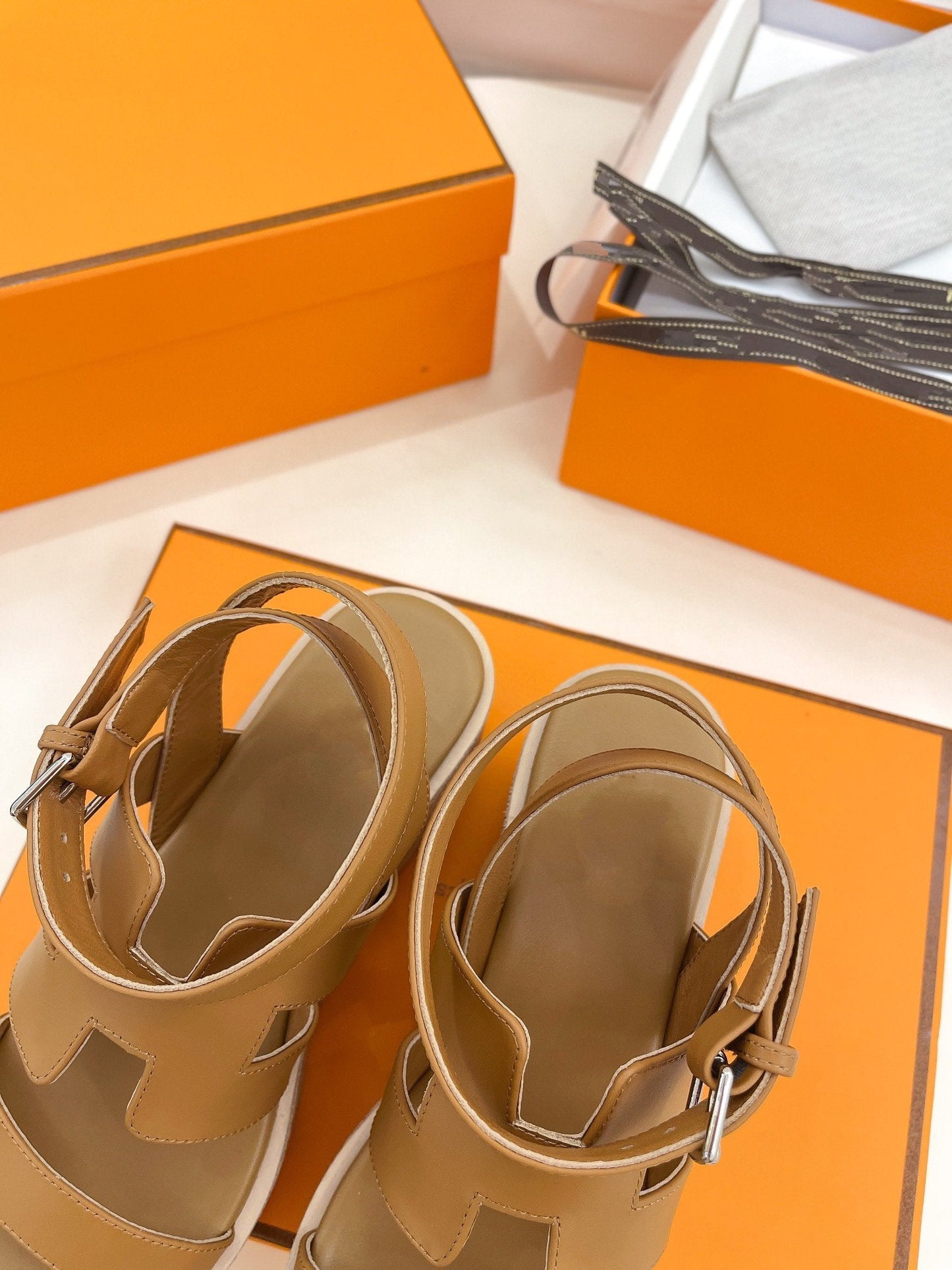 Havane 30 Sandal Brown - 35