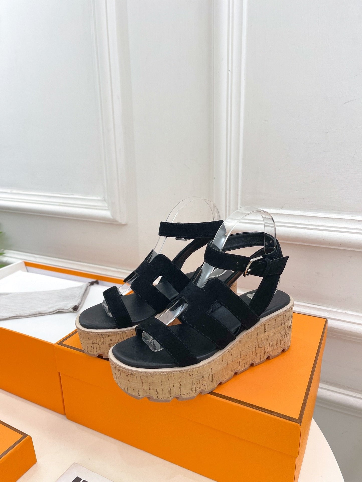 Havane 30 Sandal Black Suede - 35