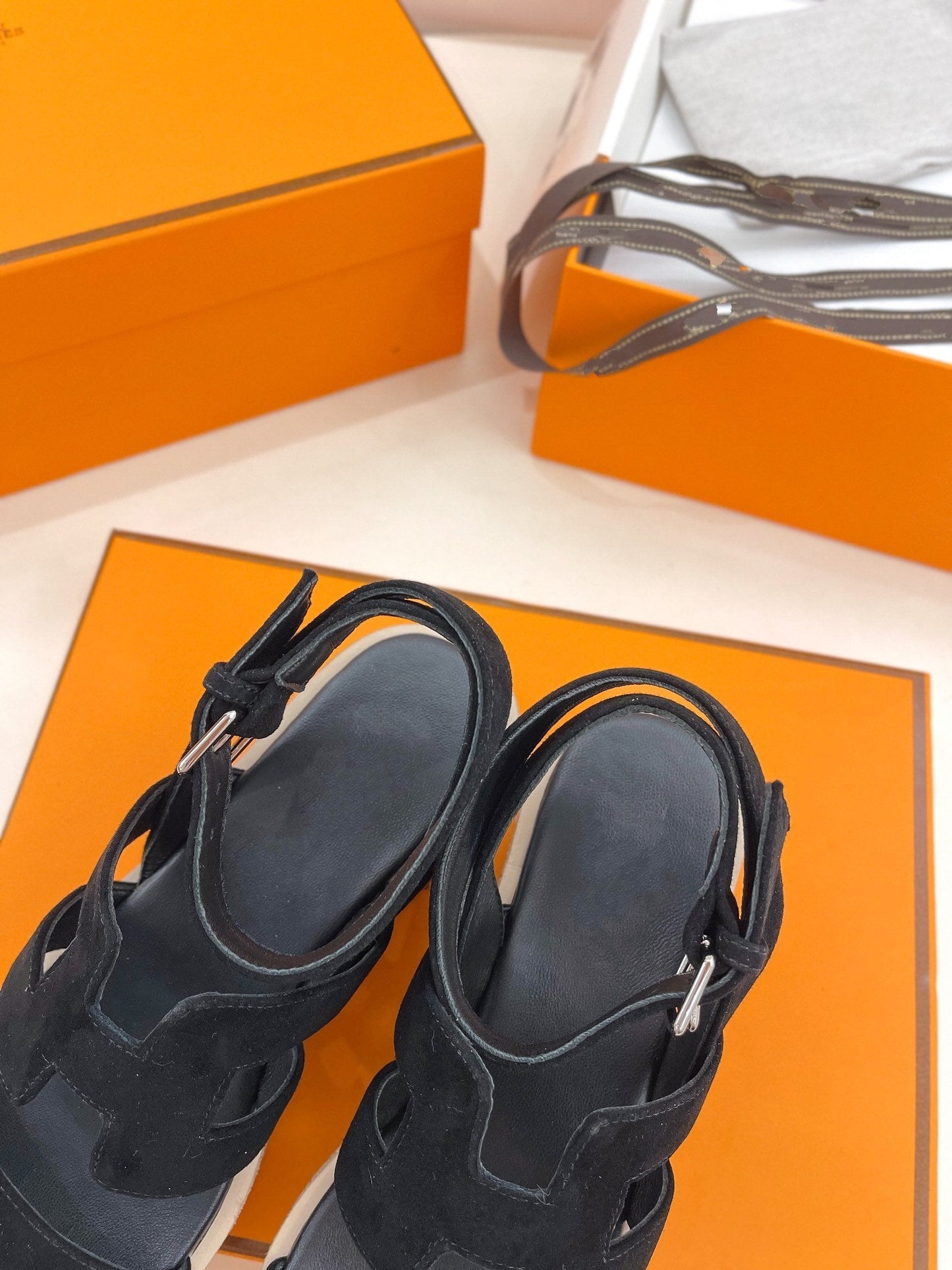 Havane 30 Sandal Black Suede - 35