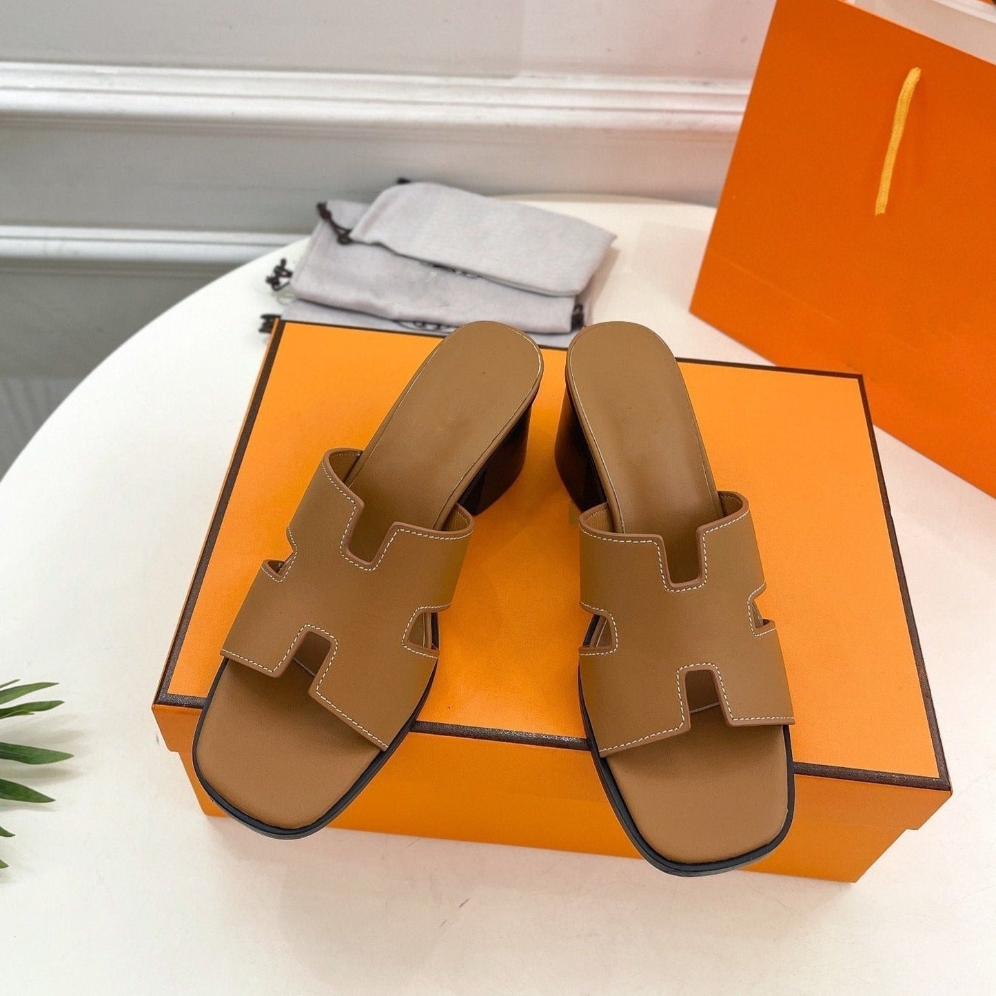 HELIA 60 SANDAL BROWN - 35