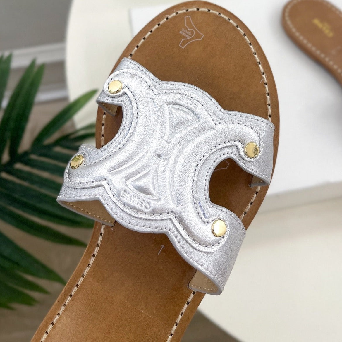 TRIOMPHE MULE IN CALFSKIN SILVER - 35