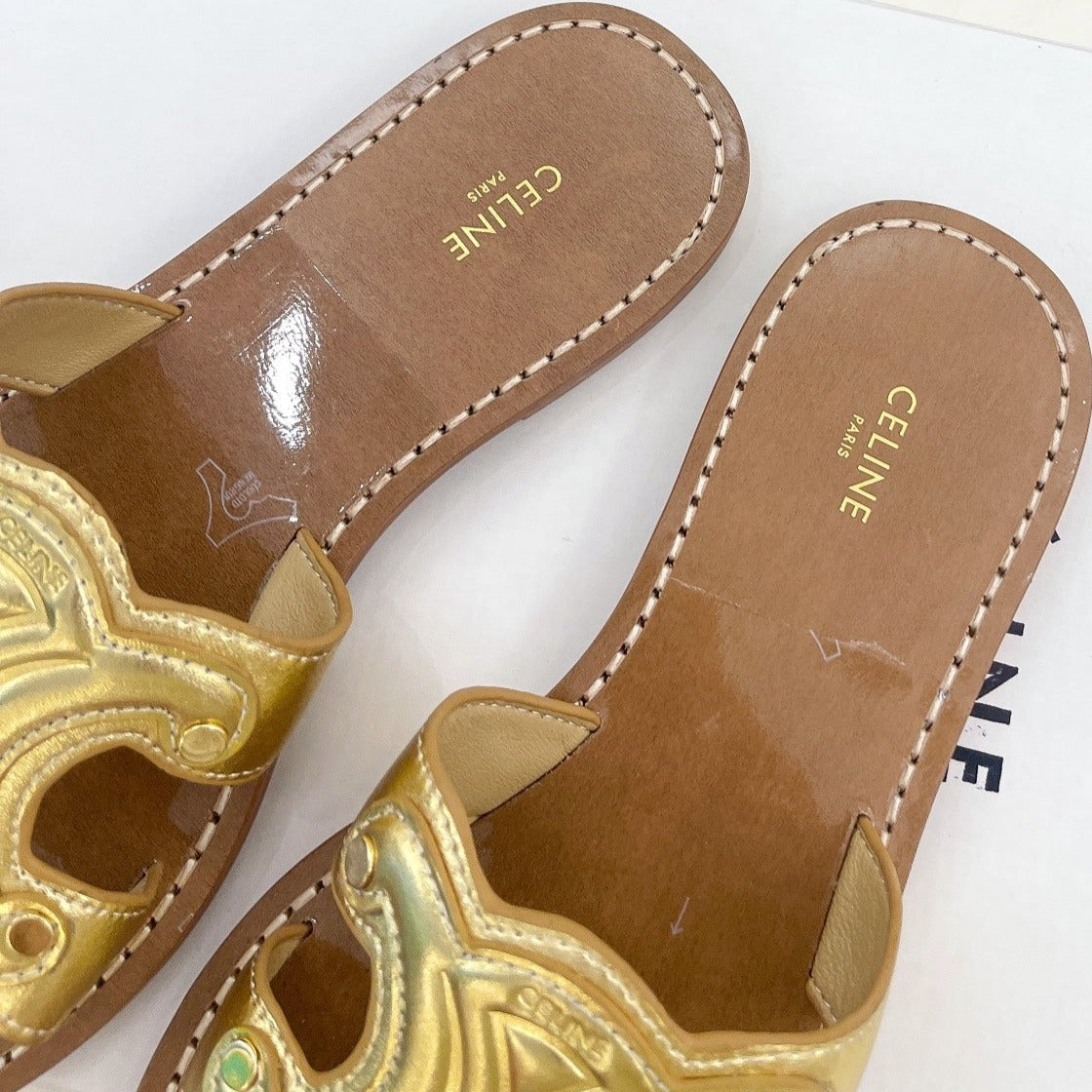 TRIOMPHE MULE IN CALFSKIN GOLD - 35