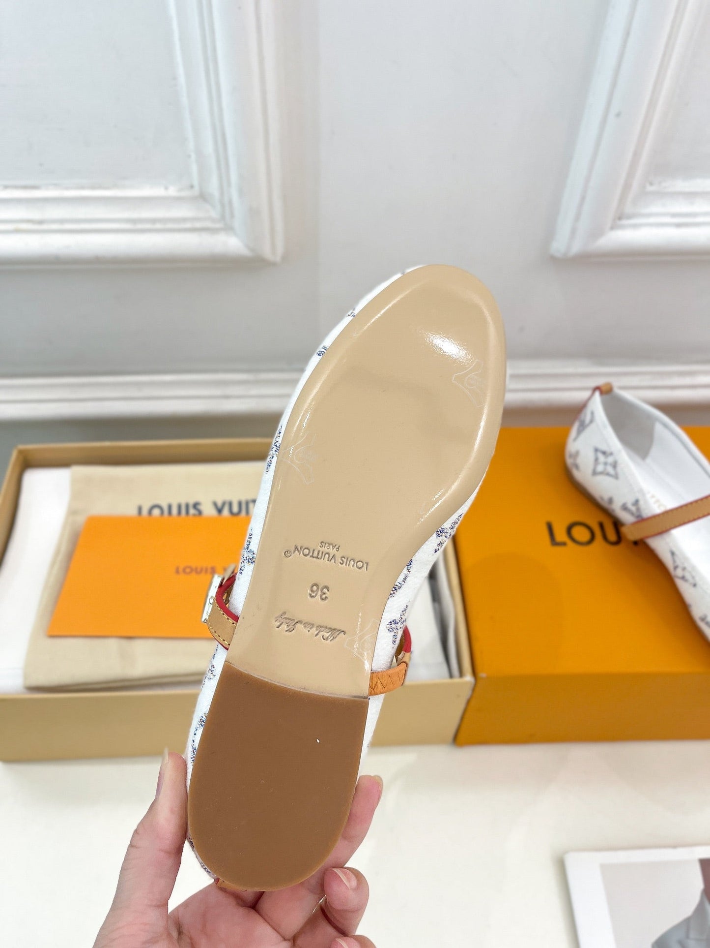 LV WOMEN ROMY FLAT BALLERINA IN WHITE MONOGRAM JACQUARD - 35
