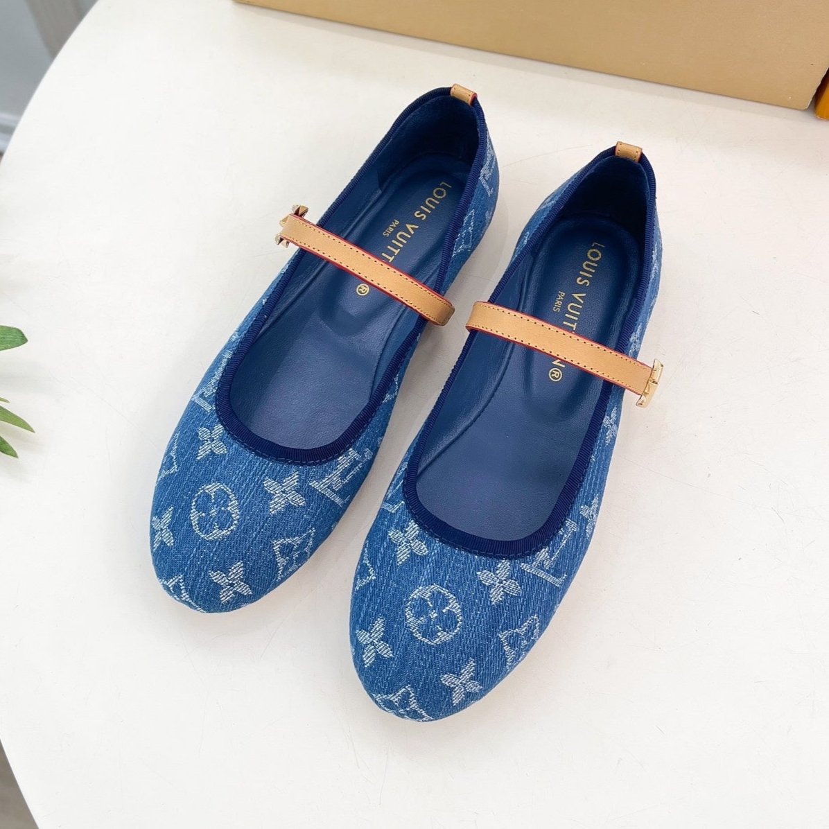 LV WOMEN ROMY FLAT BALLERINA IN NAVY BLUE MONOGRAM DENIM - 35