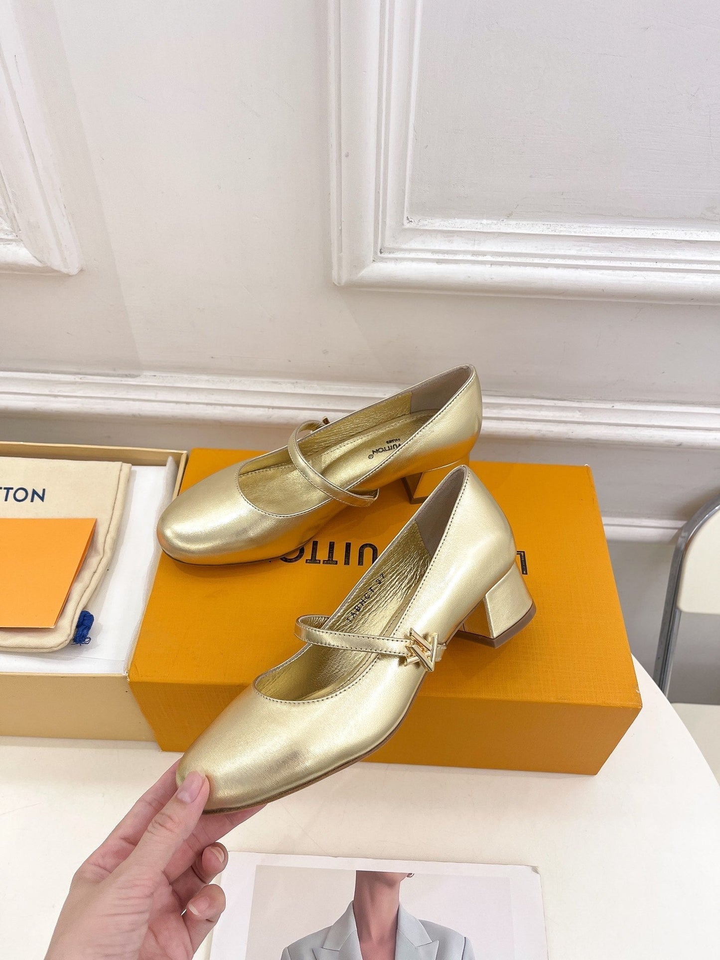 LV WOMEN ROMY HIGH BALLERINA IN GOLDEN METALLIC LAMBSKIN - 35
