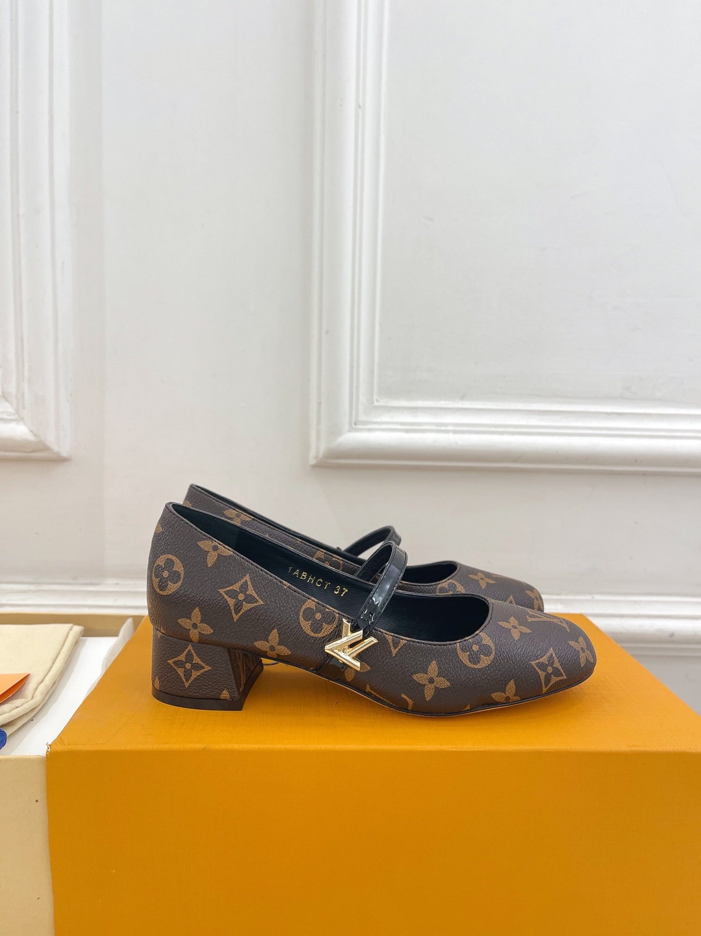 LV WOMEN ROMY HIGH BALLERINA IN CHOCOLATE BROWN MONOGRAM LAMBSKIN - 35