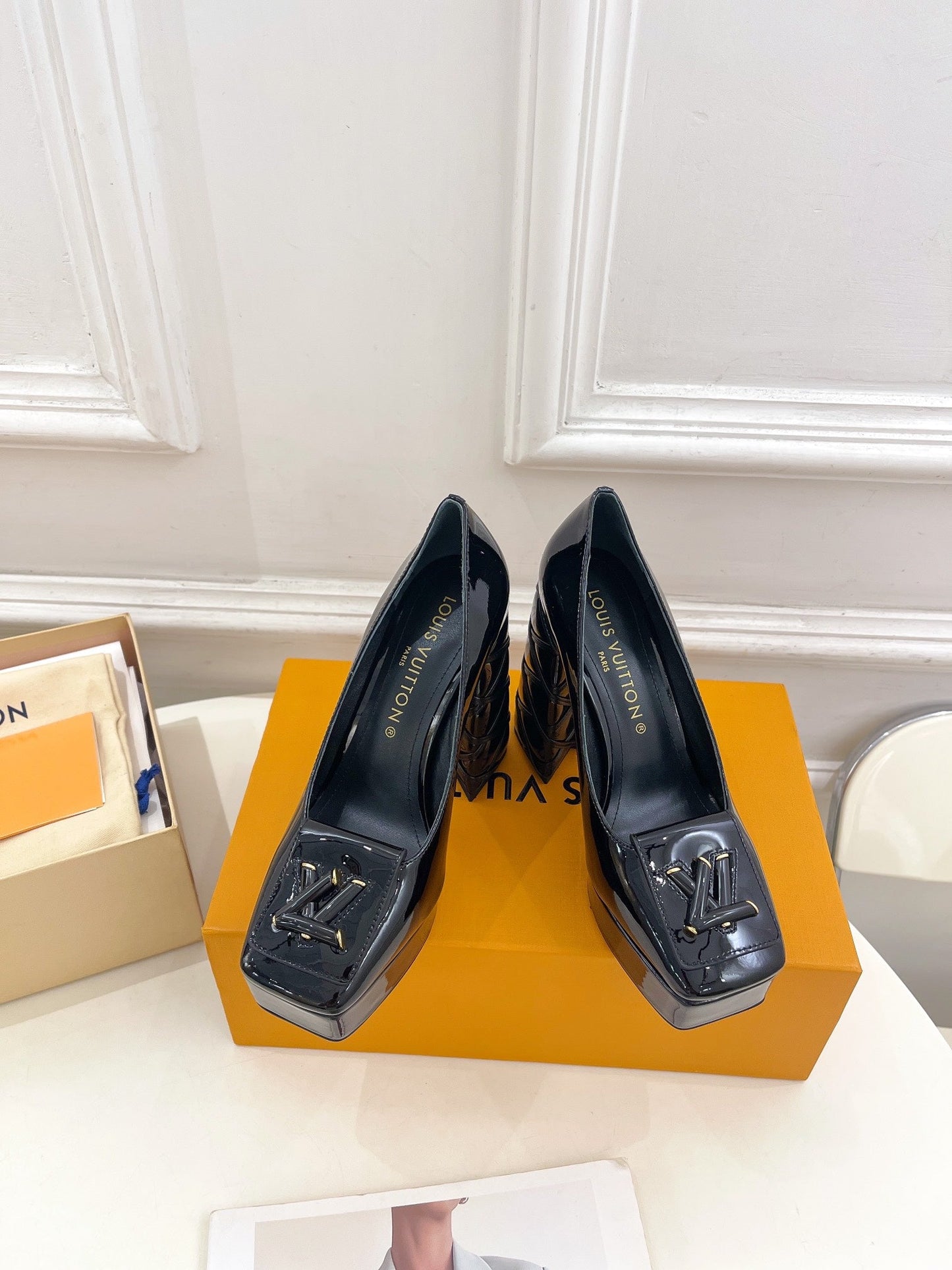 SHAKE MARY JANE HIGH HEEL 12 CM IN BLACK PATENT CALFSKIN - 34