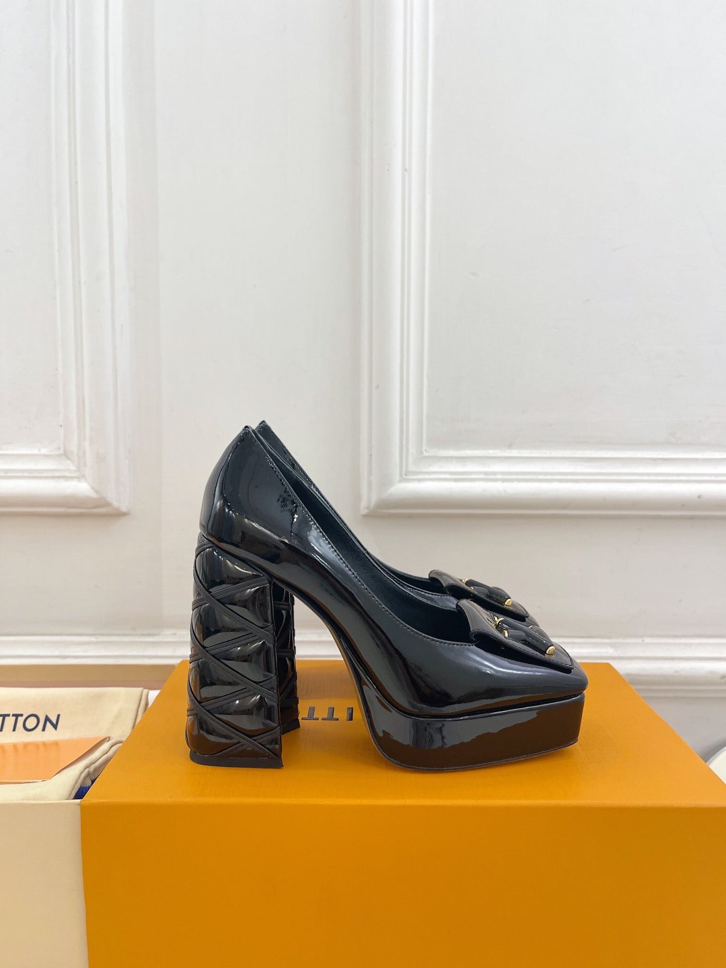 SHAKE MARY JANE HIGH HEEL 12 CM IN BLACK PATENT CALFSKIN - 34