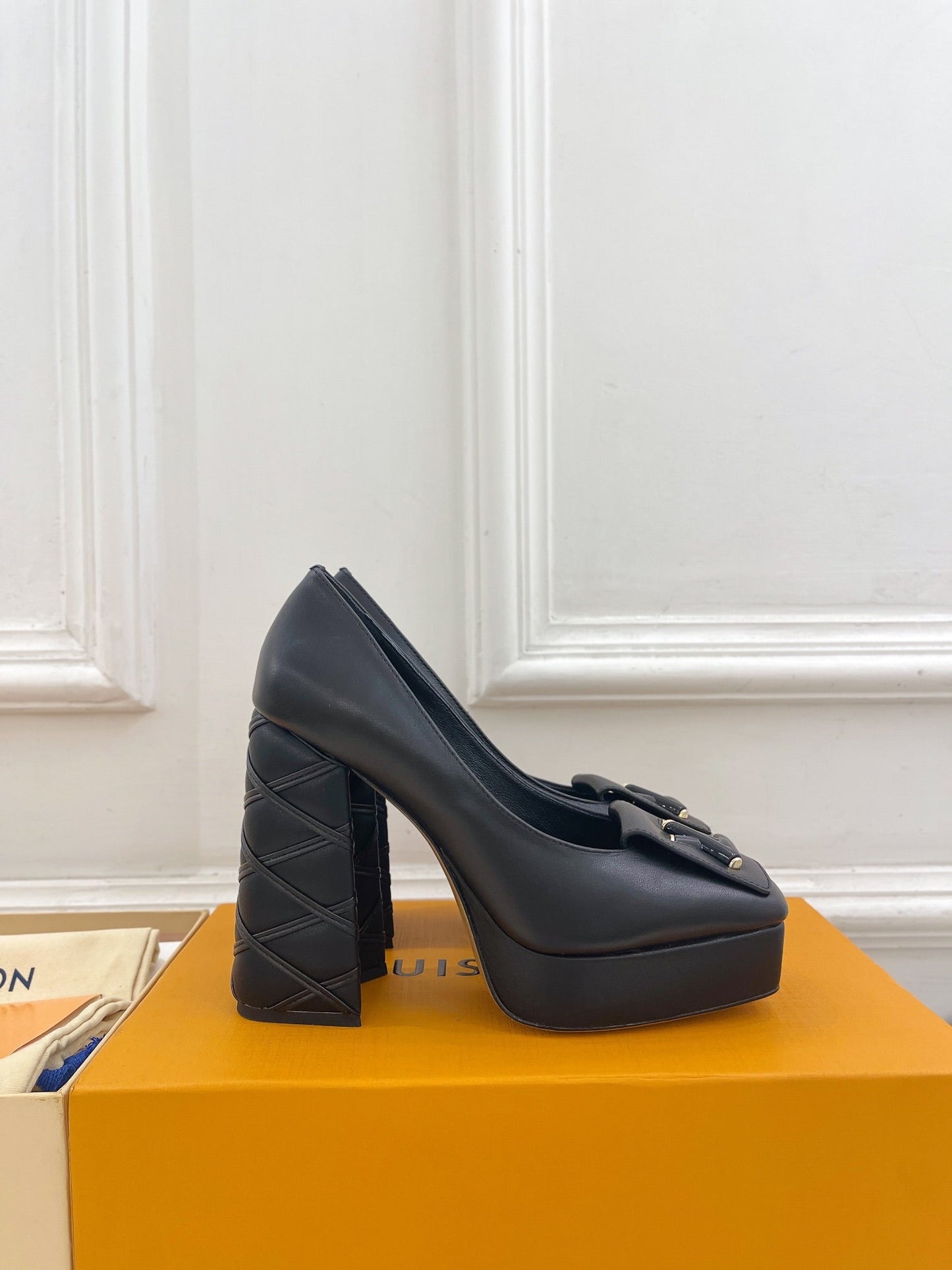 SHAKE MARY JANE HIGH HEEL 12 CM IN BLACK CALFSKIN - 34