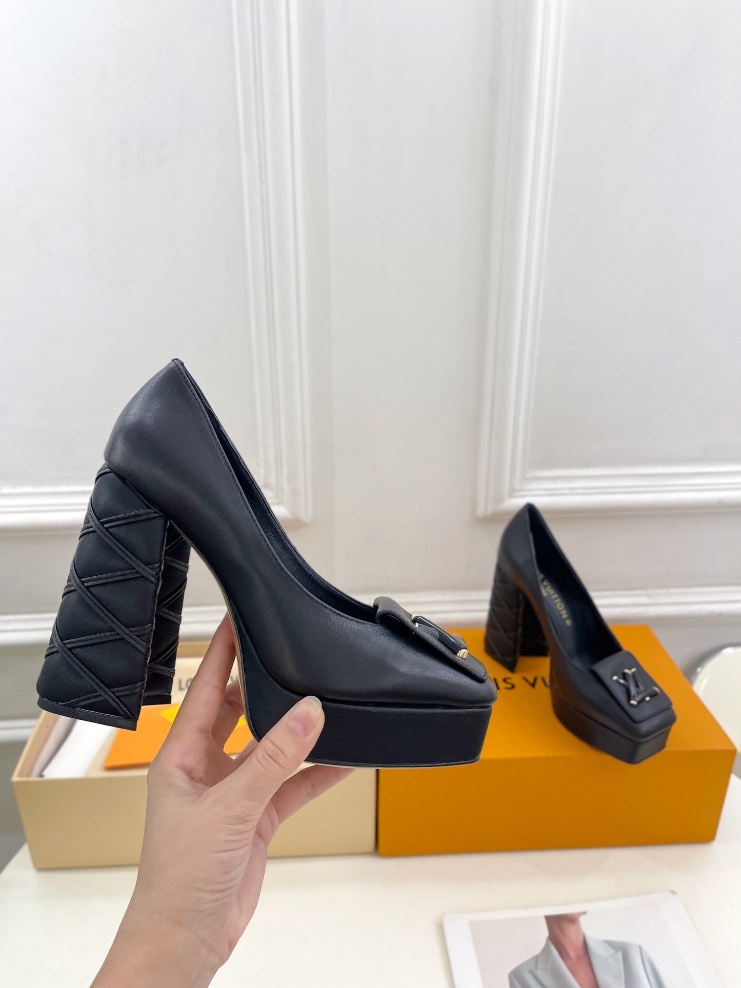 SHAKE MARY JANE HIGH HEEL 12 CM IN BLACK CALFSKIN - 34