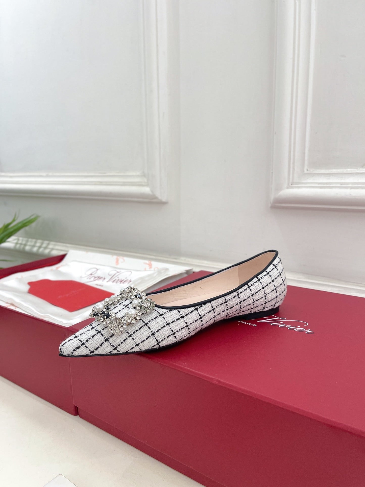 EFFLORESCENCE BALLERINAS IN WHITE TWEED WITH FINE BLACK STRIPES EMBELLISHED CRYSTALS - 35