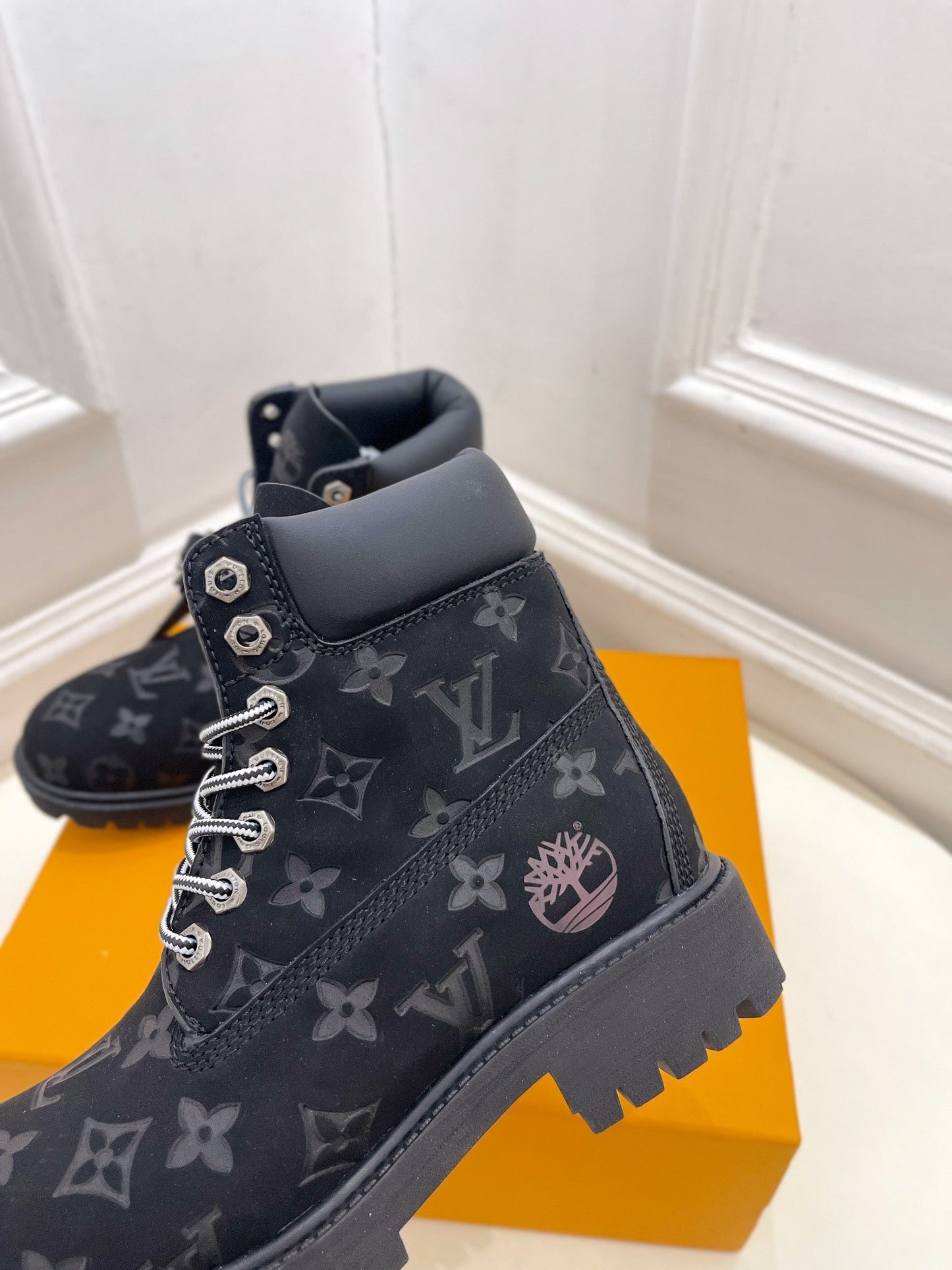 LV X TIMBERLAND MARTIN BOOT IN BLACK MONOGRAM SUEDE - 35