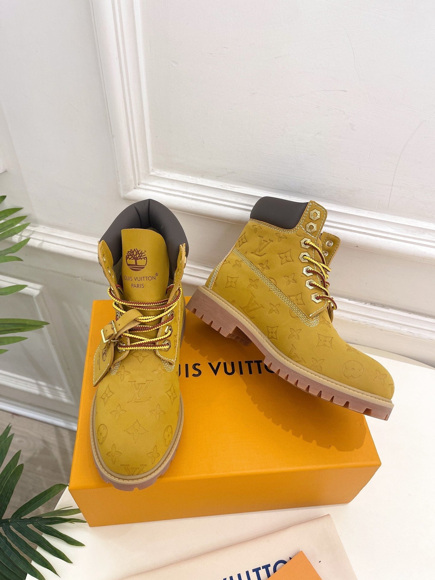 LV X TIMBERLAND MARTIN BOOT IN PEANUT BROWN MONOGRAM SUEDE - 35