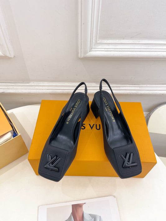 SHAKE SQUARE-TOE BLOCK HEEL 5.5 CM SANDALS IN BLACK PEPPLE CALFSKIN - 35