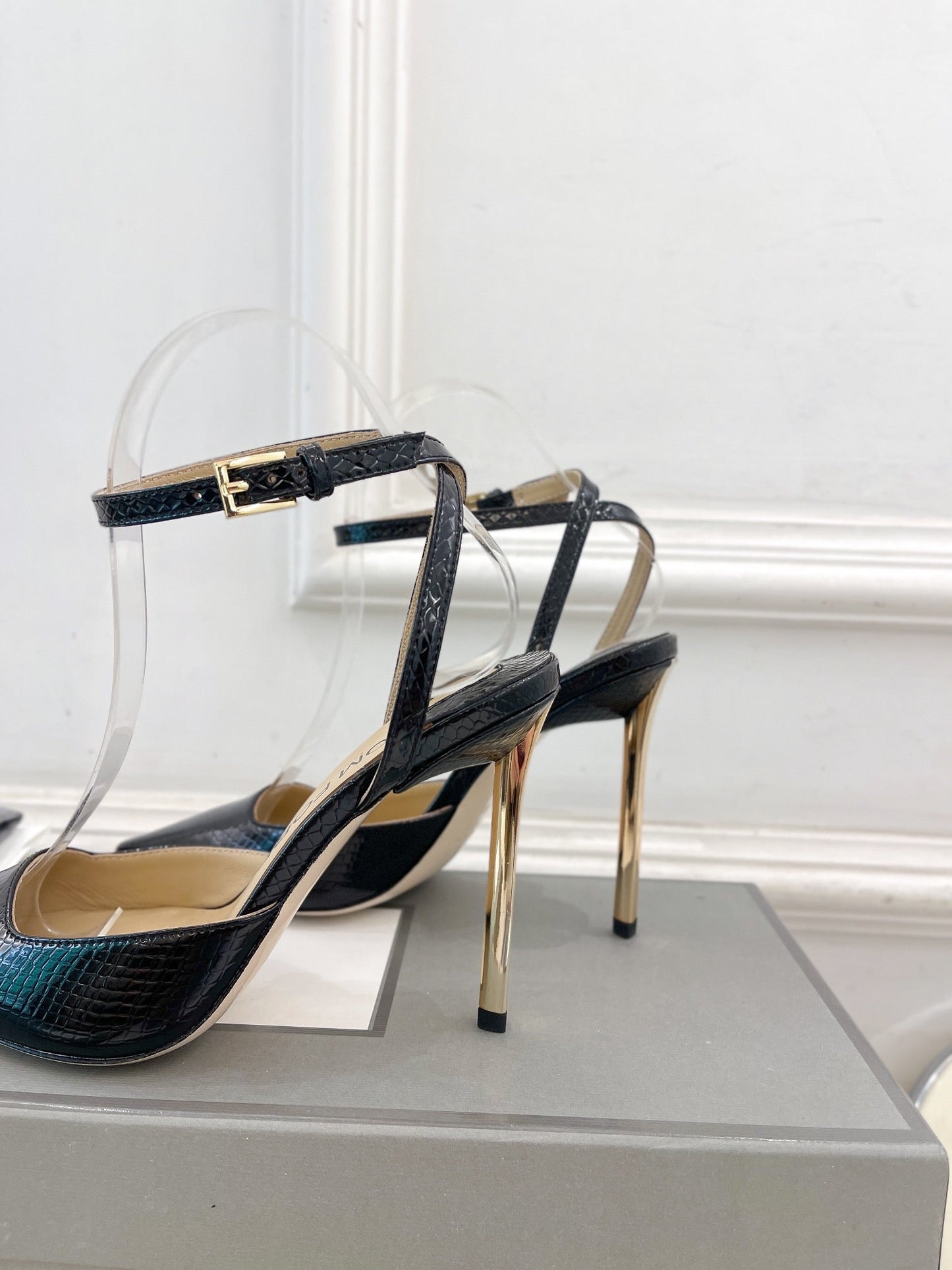 HIGH SLINGBACKS 10 CM IN BLACK SNAKE-PATTERN CALFSKIN
