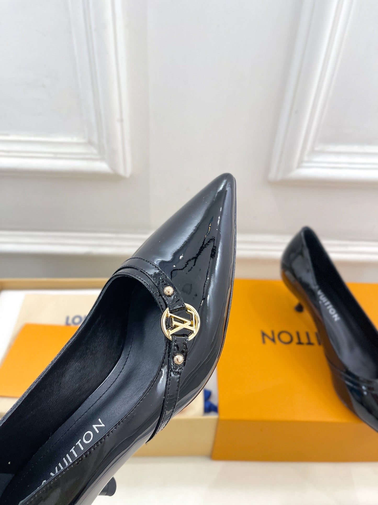 6AM HIGH PUMP 5 CM IN BLACK PATENT CALFSKIN - 35