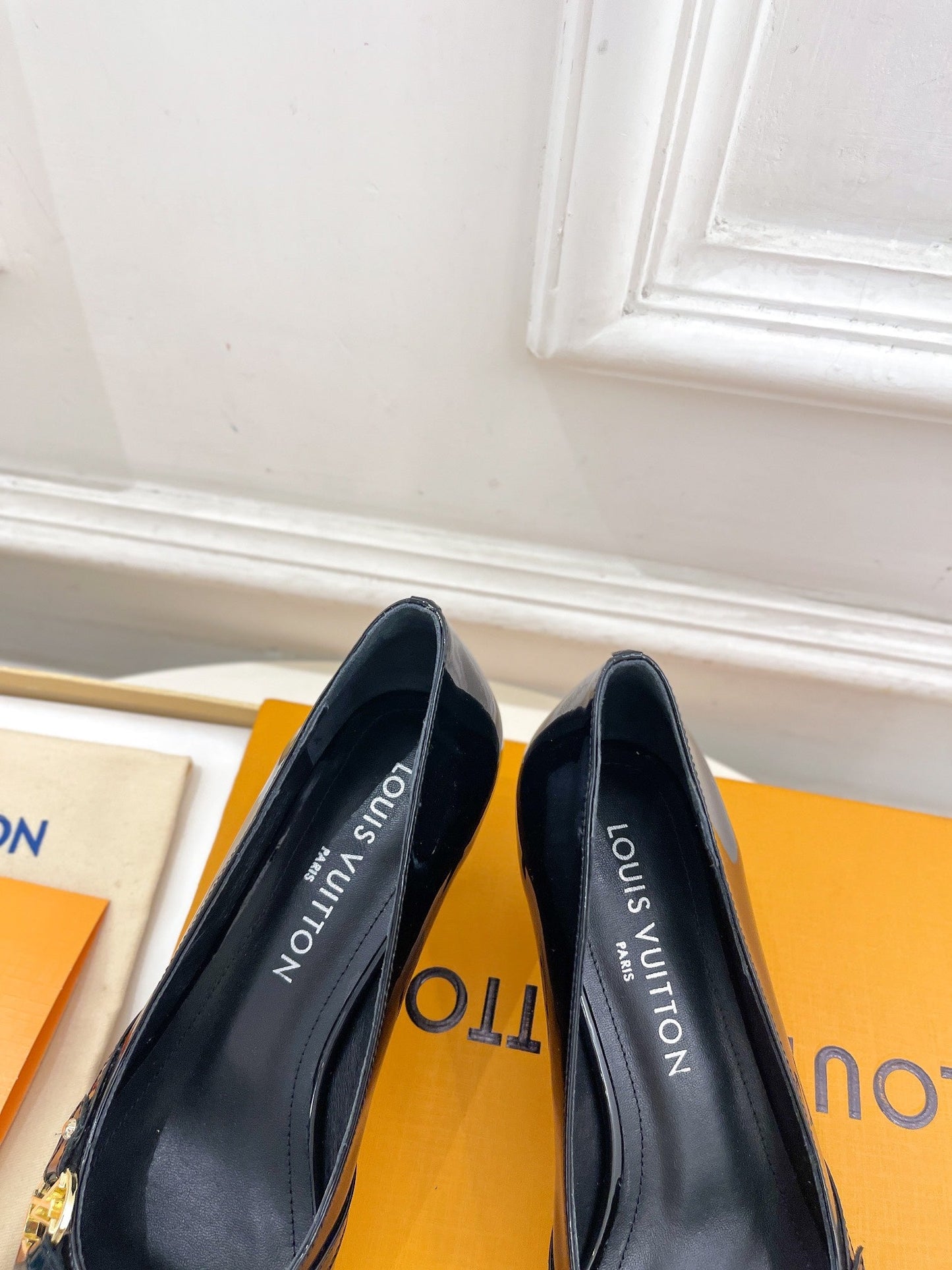 6AM HIGH PUMP 5 CM IN BLACK PATENT CALFSKIN - 35