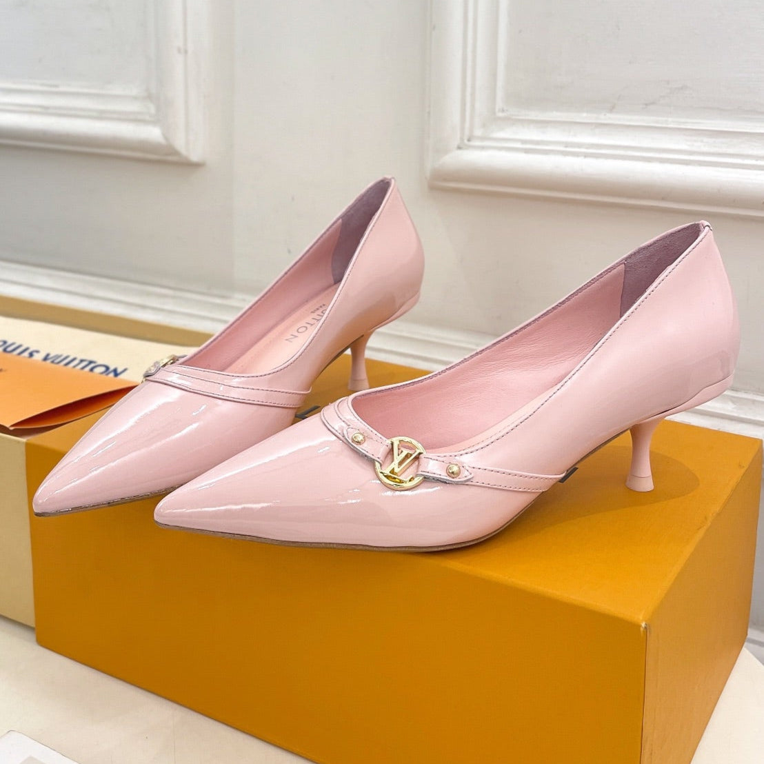 6AM HIGH PUMP 5 CM IN BABY PINK CALFSKIN - 35