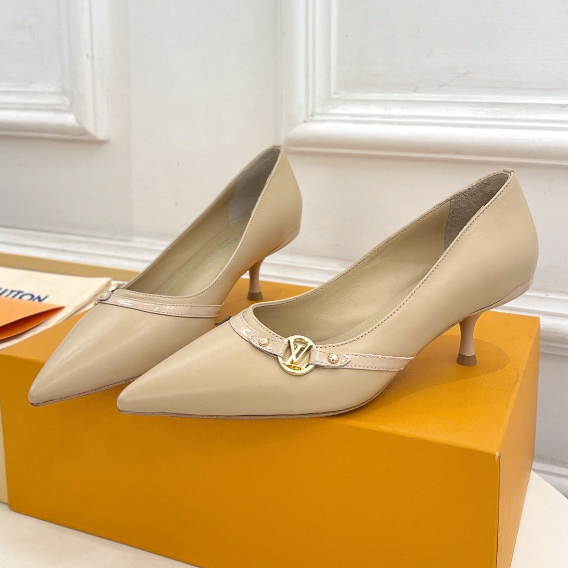 6AM HIGH PUMP 5 CM IN BISQUE BEIGE CALFSKIN - 35
