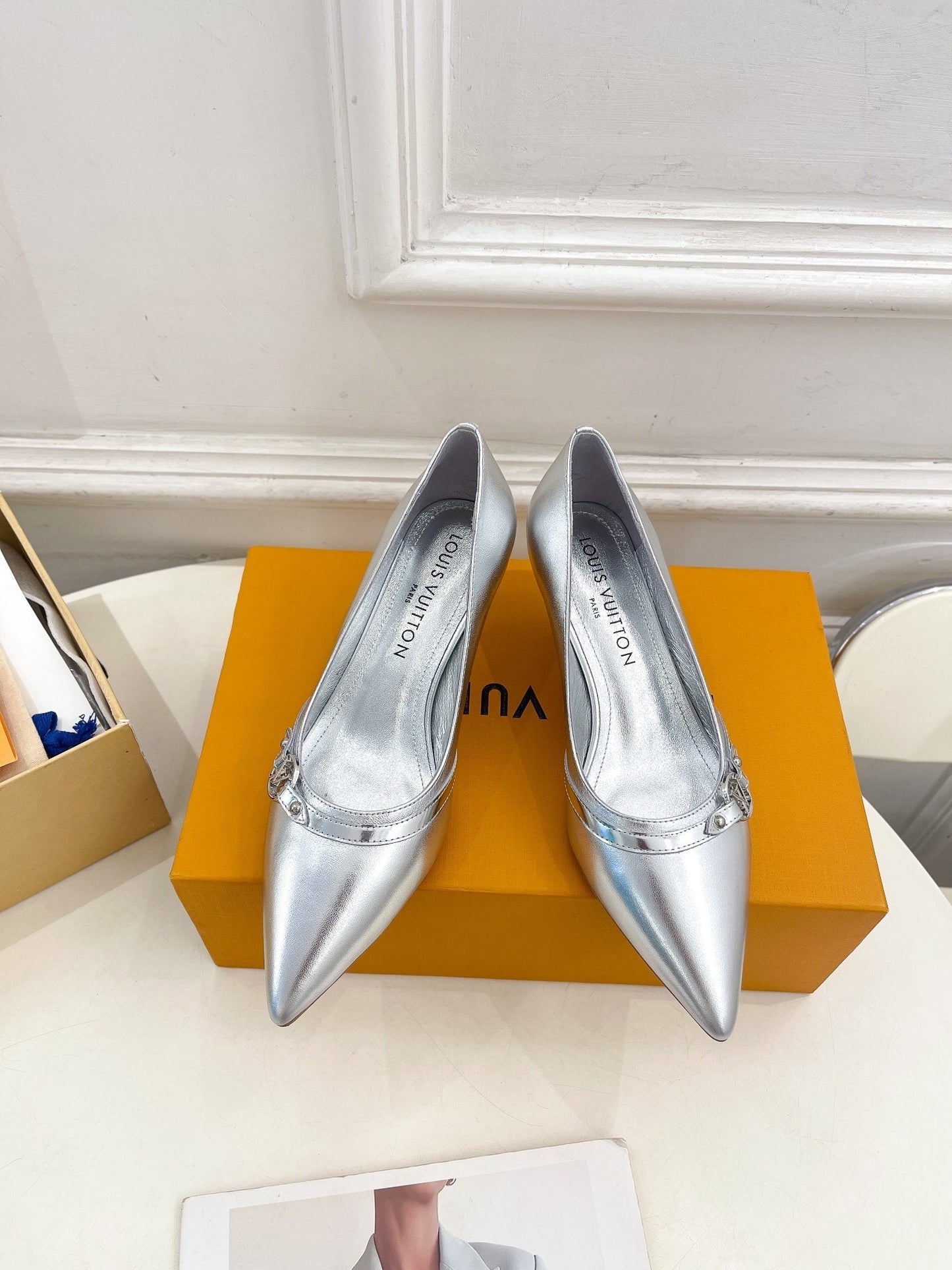 6AM HIGH PUMP 5 CM IN SILVER CALFSKIN - 35