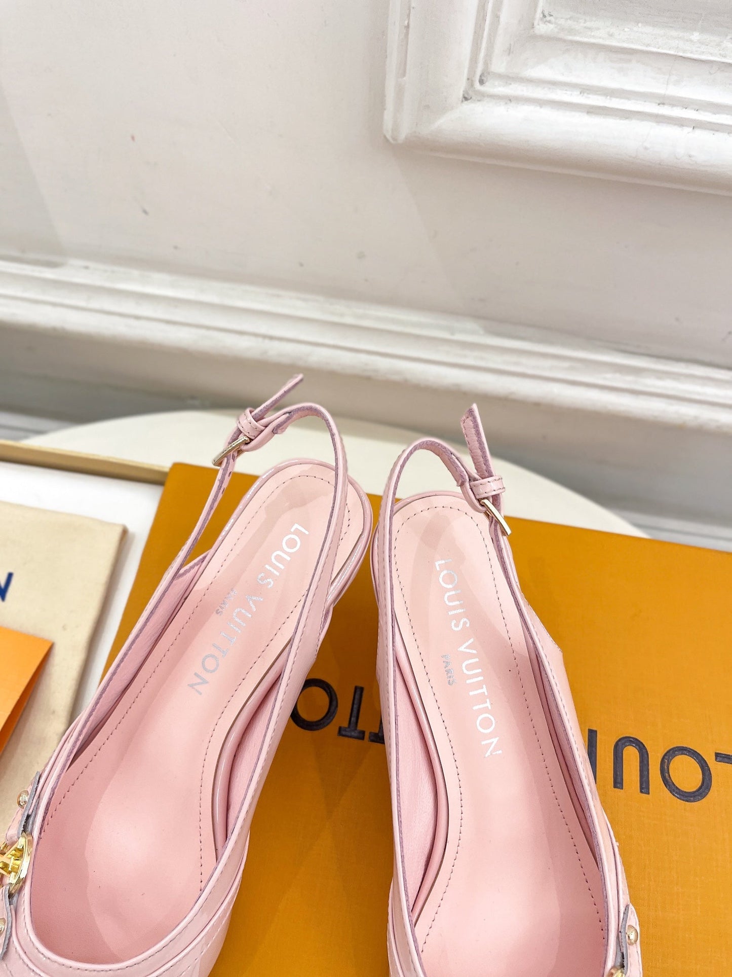 HIGH SLINGBACKS 5 CM IN BABY PINK CALFSKIN - 35