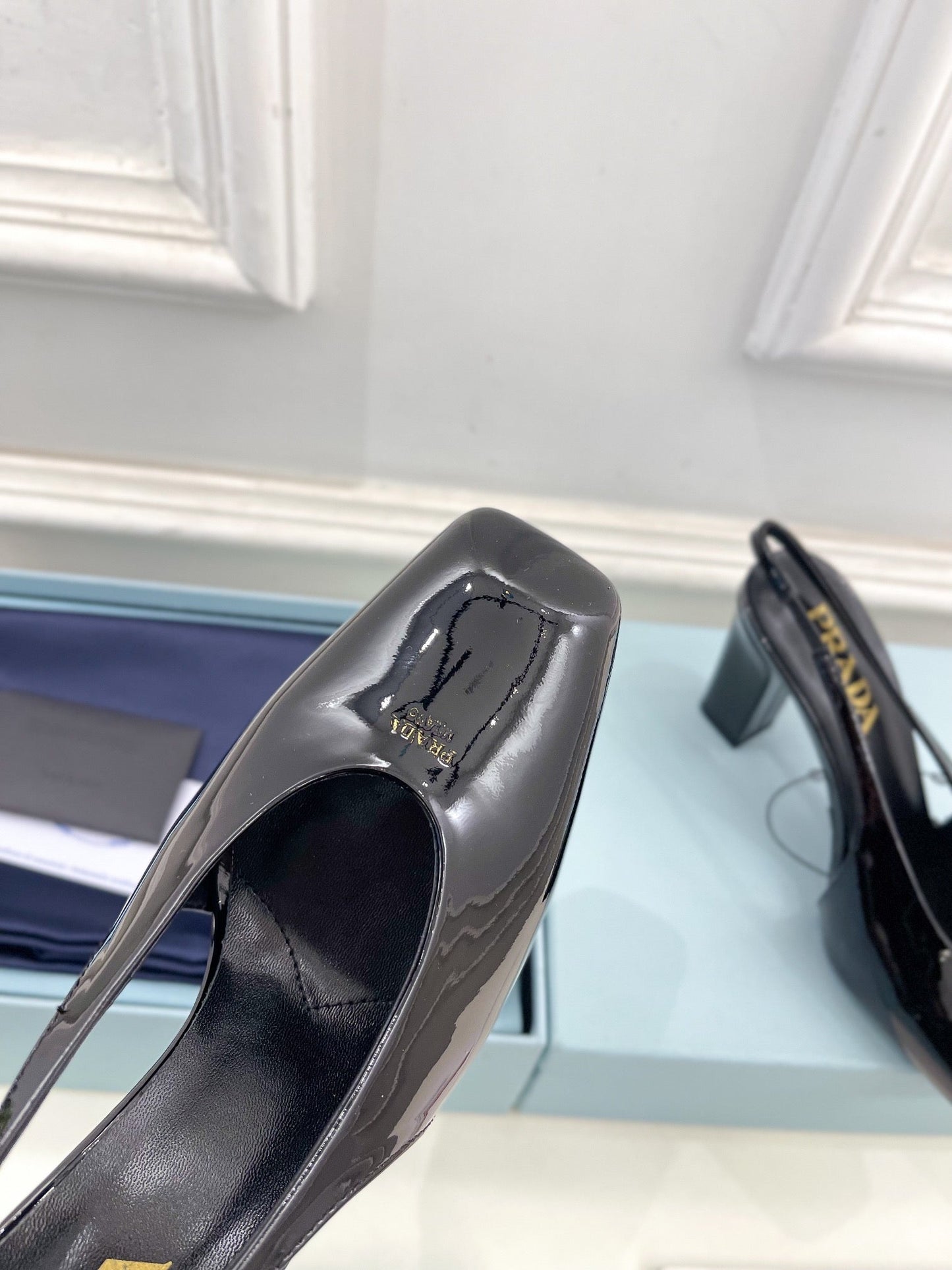 SQUARE TOE SLINGBACK PUMPS IN BLACK GLOSSY CALFSKIN - 34