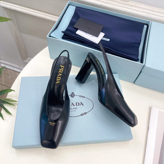 SQUARE TOE SLINGBACK PUMPS IN BLACK SMOOTH LAMBSKIN - 34