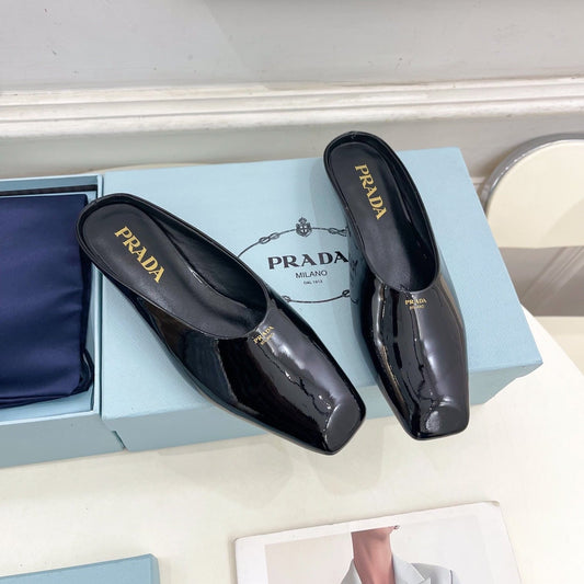 MULES SQUARE TOE IN BLACK SHINY CALFSKIN - 35