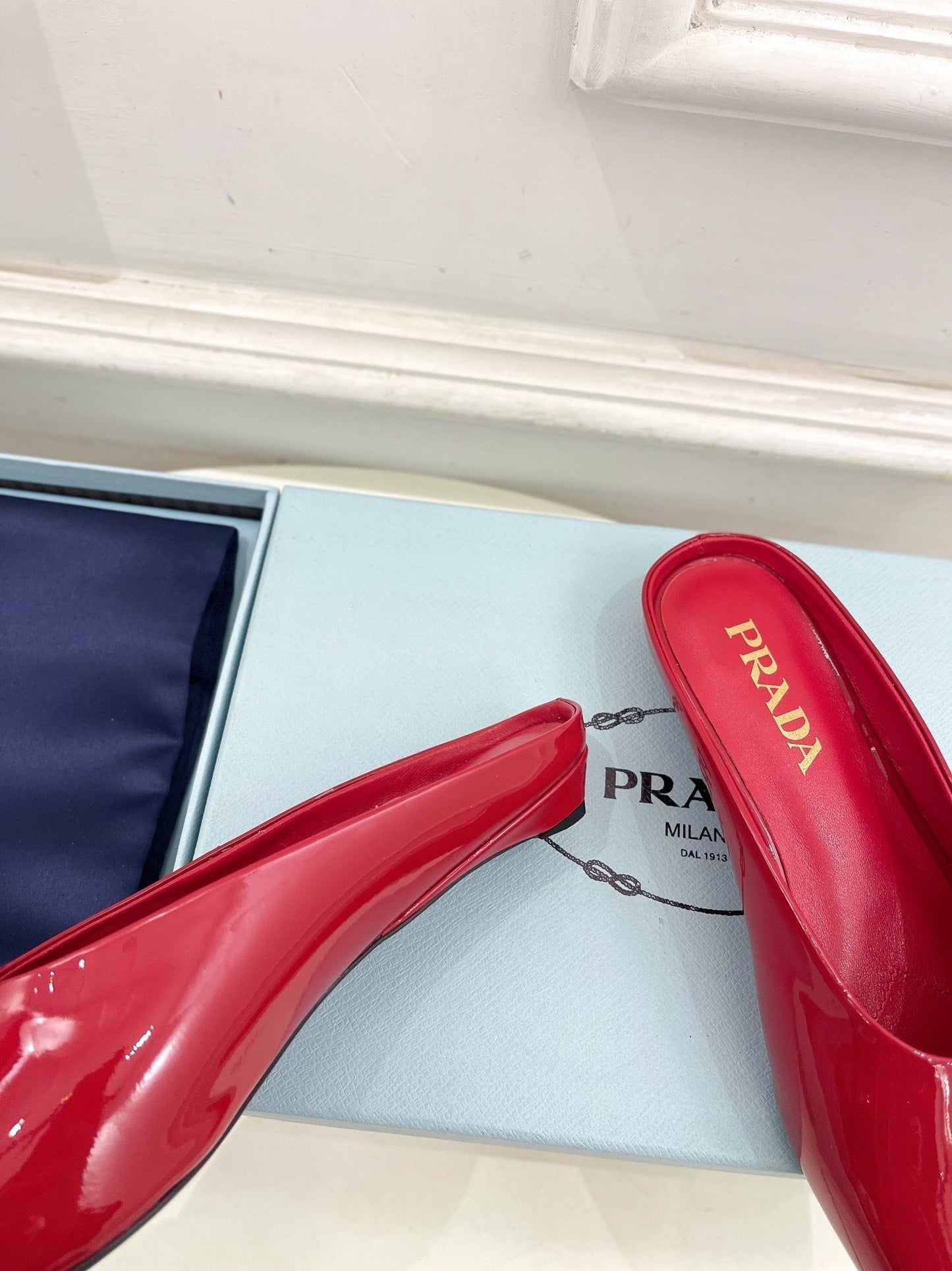 MULES SQUARE TOE IN RED SHINY CALFSKIN - 35