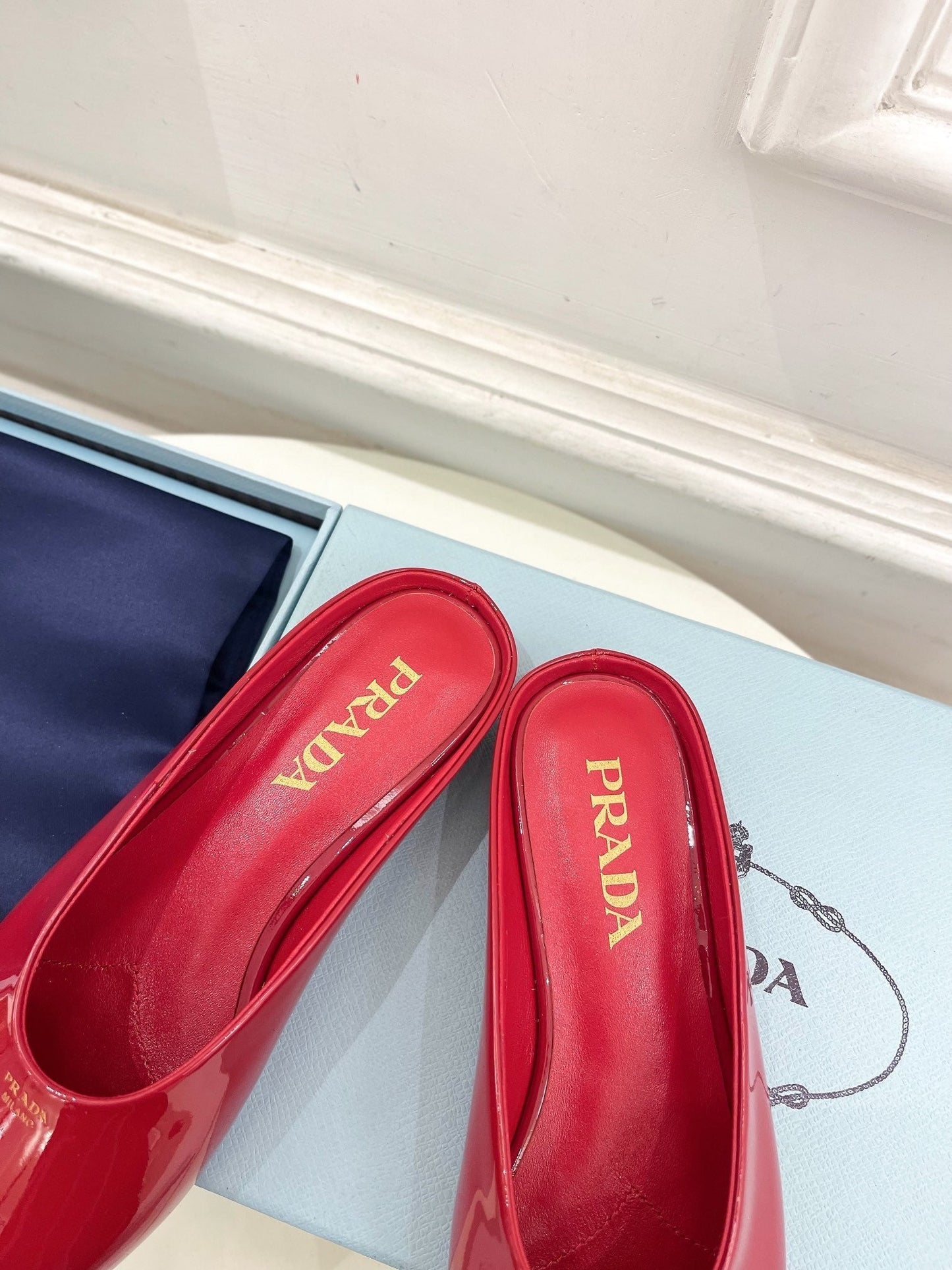 MULES SQUARE TOE IN RED SHINY CALFSKIN - 35