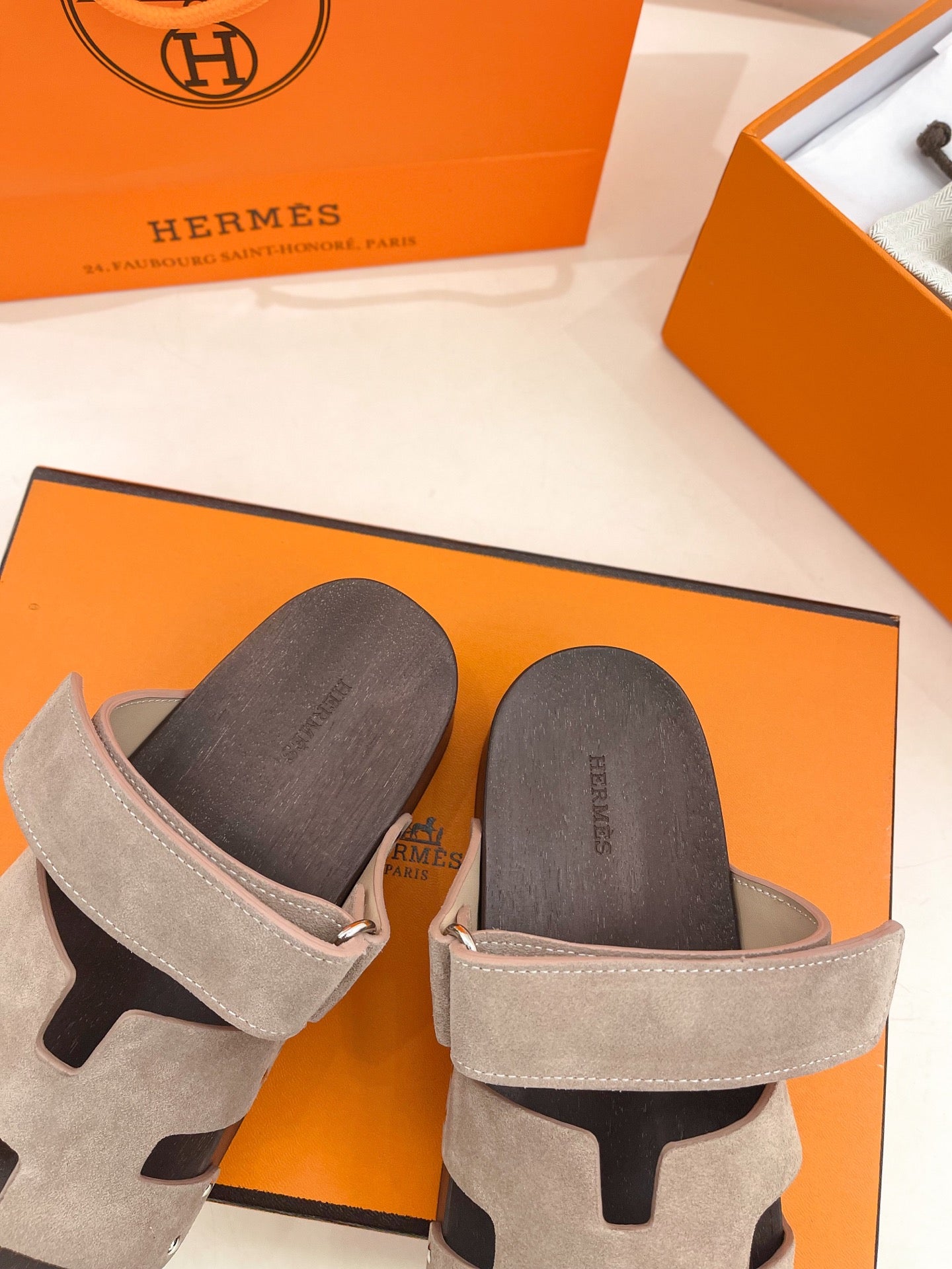 KOS CLOG IN KHAKI BROWN SUEDE - 35