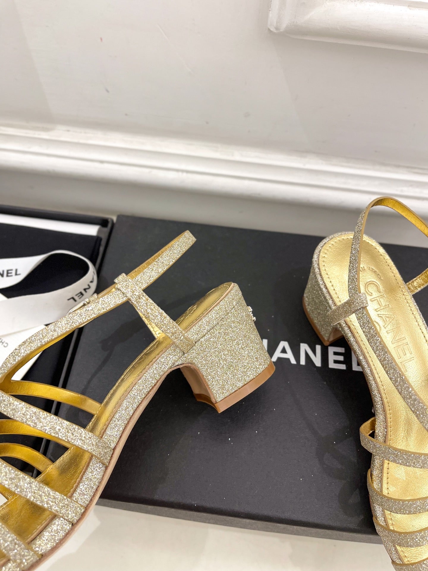 GOLD ROMAN 5 CM SANDALS - 35
