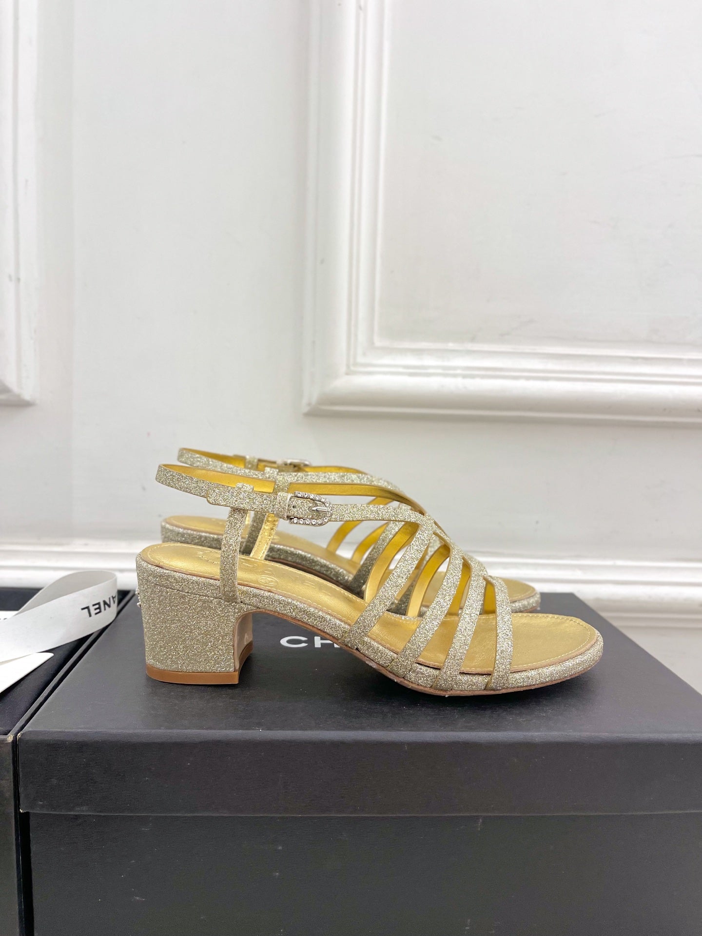 GOLD ROMAN 5 CM SANDALS - 35