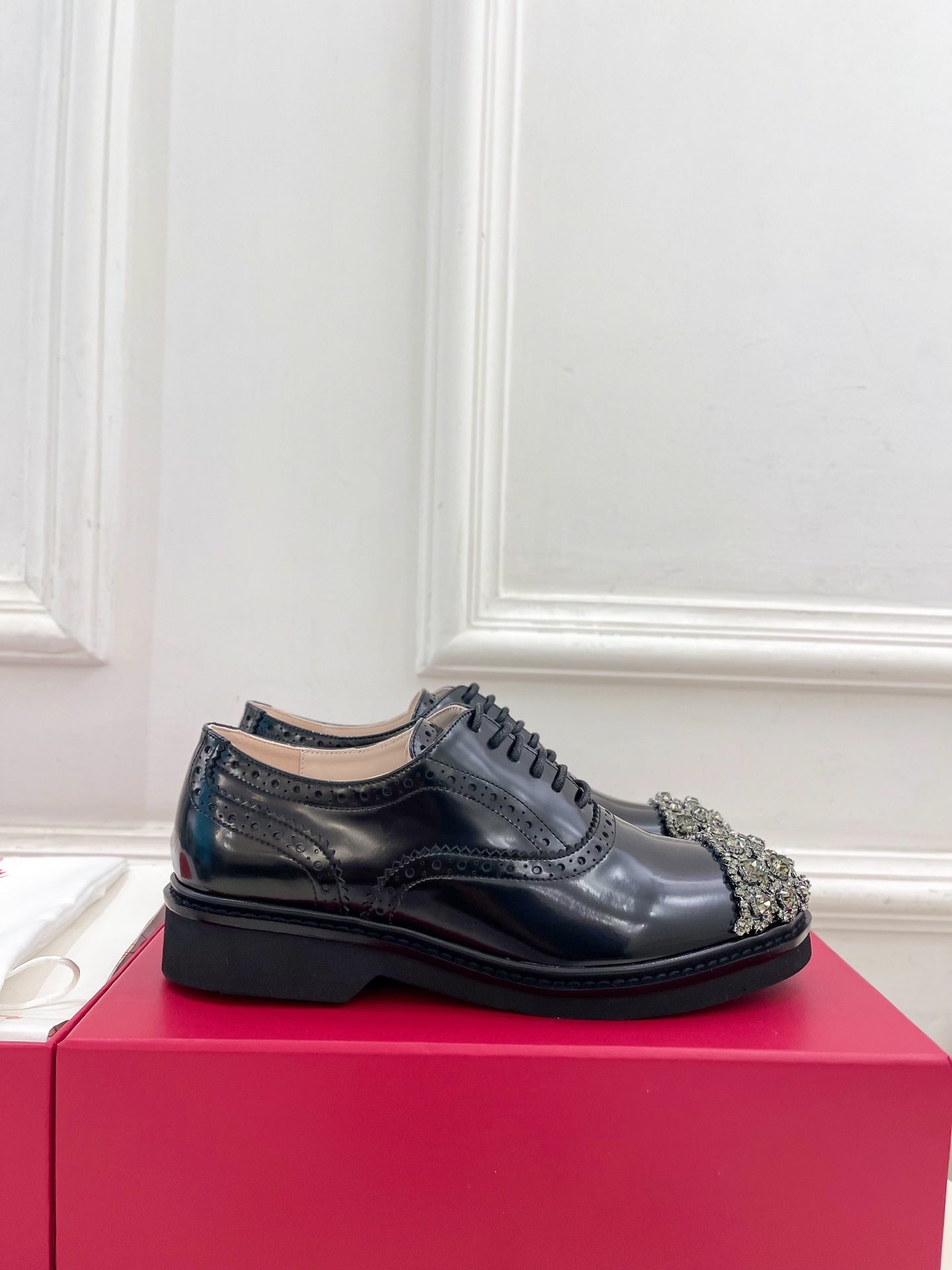 VIV' RANGERS LACE-UPS IN BLACK CALFSKIN - 35
